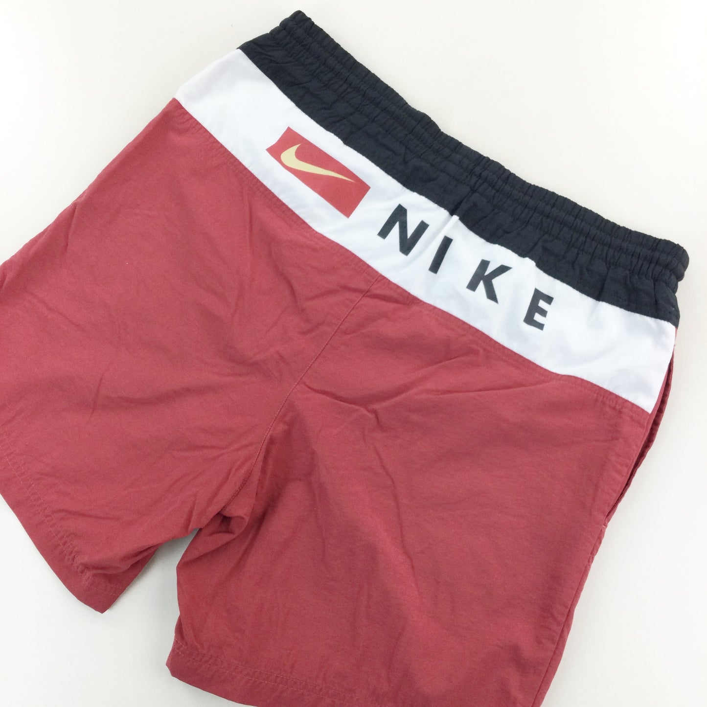 Nike 90s Shorts - Small-NIKE-olesstore-vintage-secondhand-shop-austria-österreich