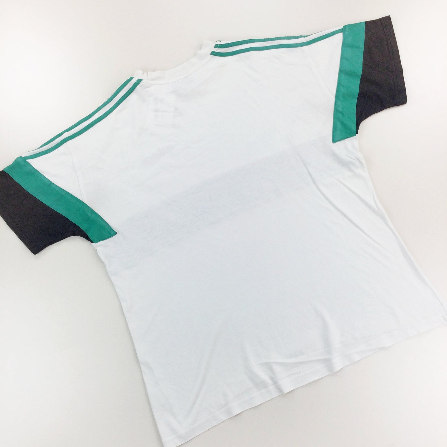 Adidas 90s T-Shirt - XL-Adidas-olesstore-vintage-secondhand-shop-austria-österreich