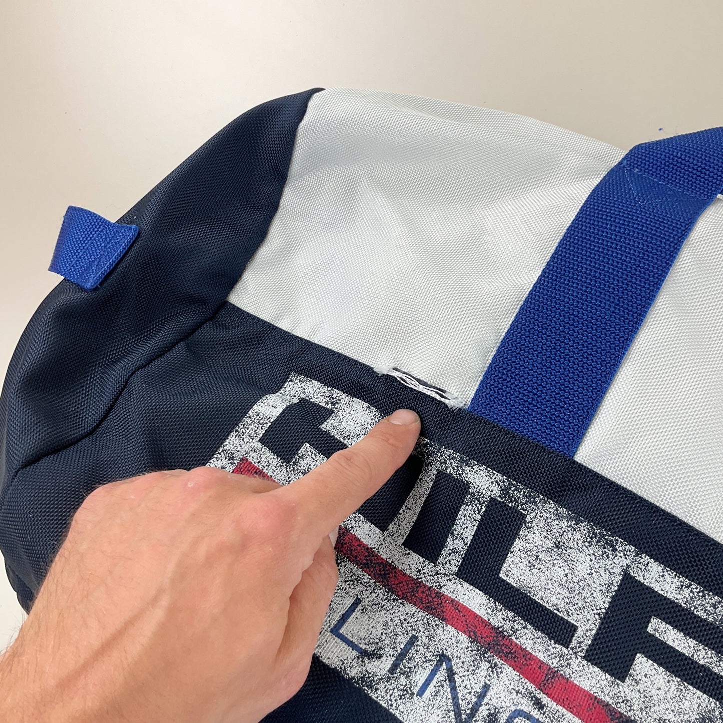 Tommy Hilfiger 1988 Sailing Gear Reisetasche-TOMMY HILFIGER-olesstore-vintage-secondhand-shop-austria-österreich