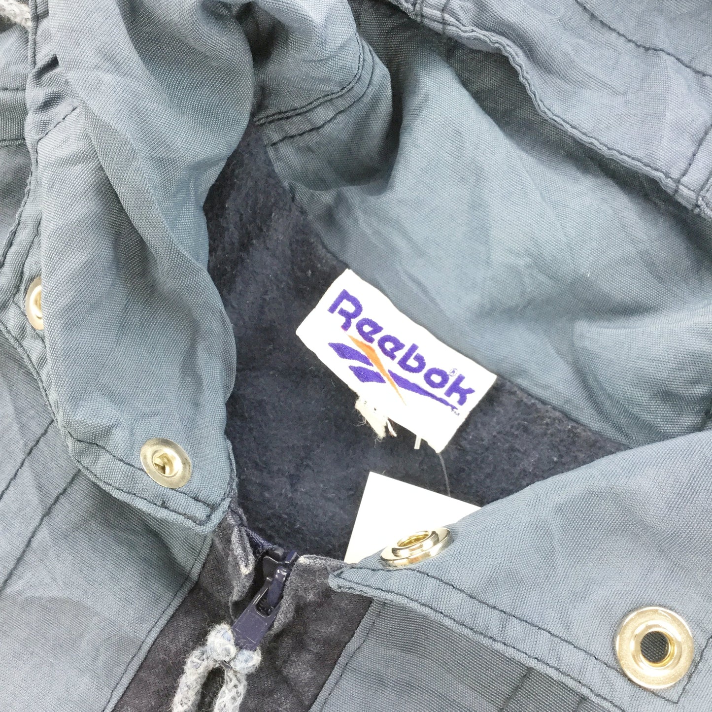 Reebok 90s Heavy Jacket - XL-olesstore-vintage-secondhand-shop-austria-österreich