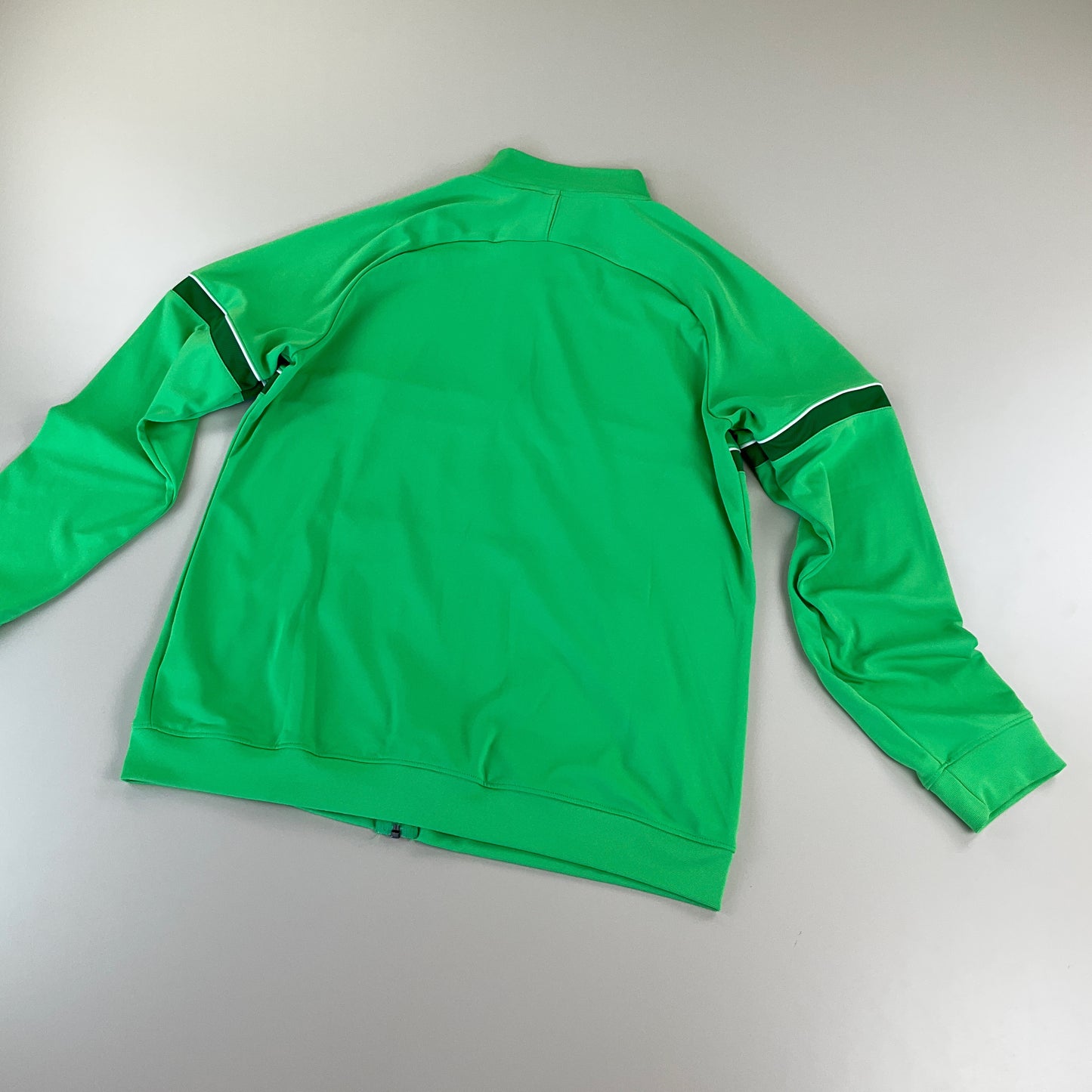 Nike Swoosh Sport Jacke Grün - Large-NIKE-olesstore-vintage-secondhand-shop-austria-österreich