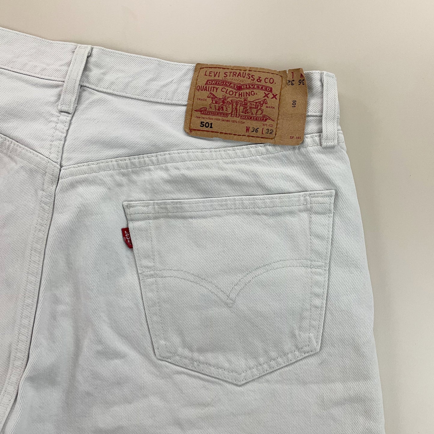 Levis Denim Shorts - W36-LEVI'S-olesstore-vintage-secondhand-shop-austria-österreich