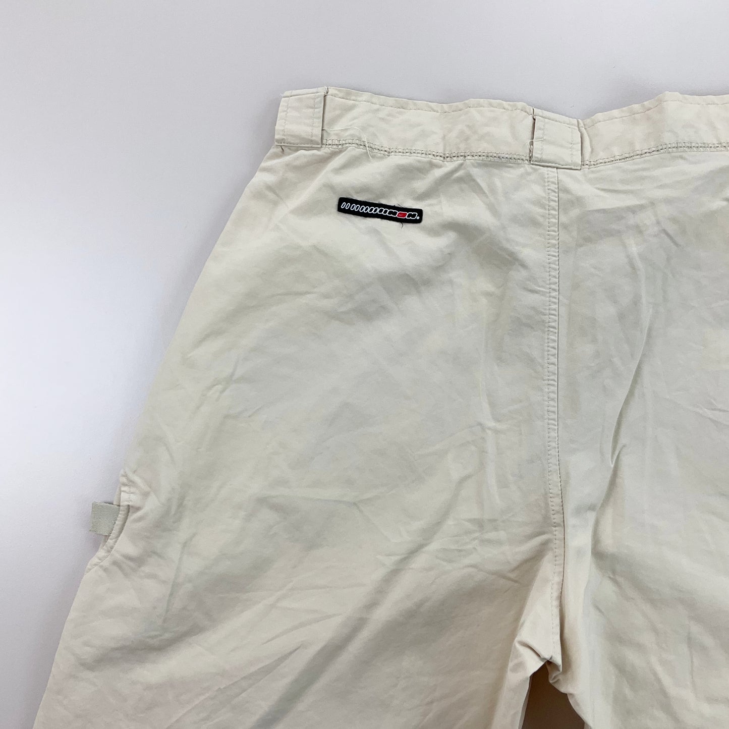 Nike 3/4 Shorts - Medium-NIKE-olesstore-vintage-secondhand-shop-austria-österreich