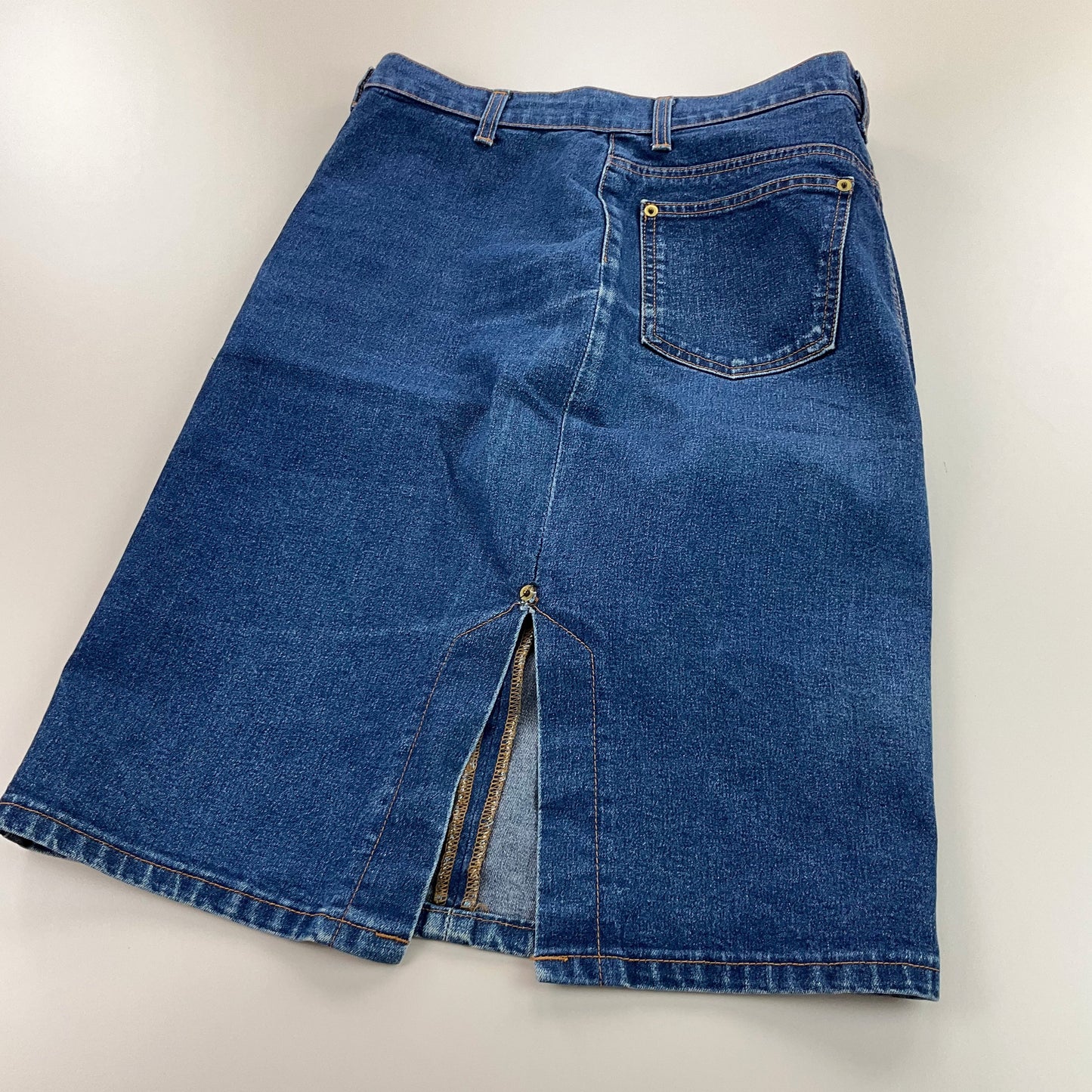 Dolce & Gabbana Denim Skirt - Women/40-DOLCE & GABBANA-olesstore-vintage-secondhand-shop-austria-österreich