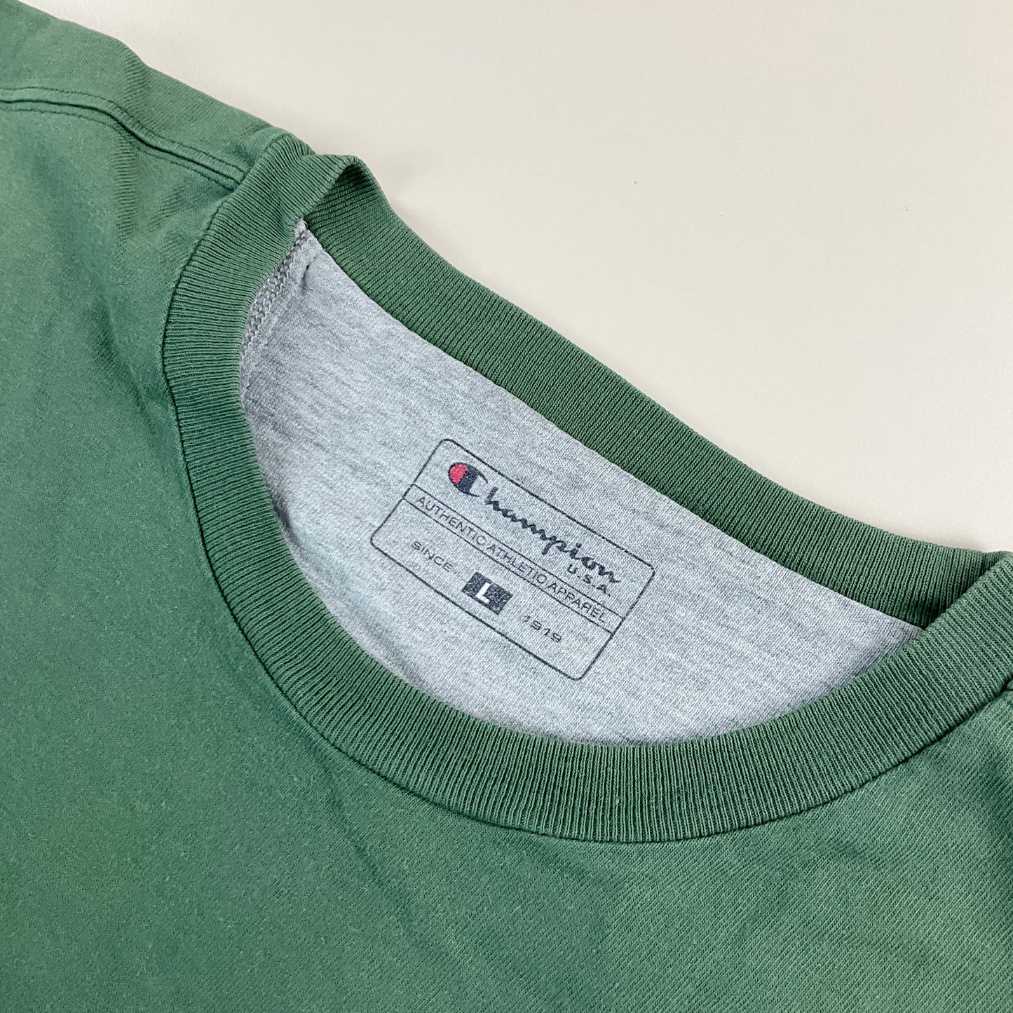 Champion Spellout T-Shirt - Large-CHAMPION-olesstore-vintage-secondhand-shop-austria-österreich
