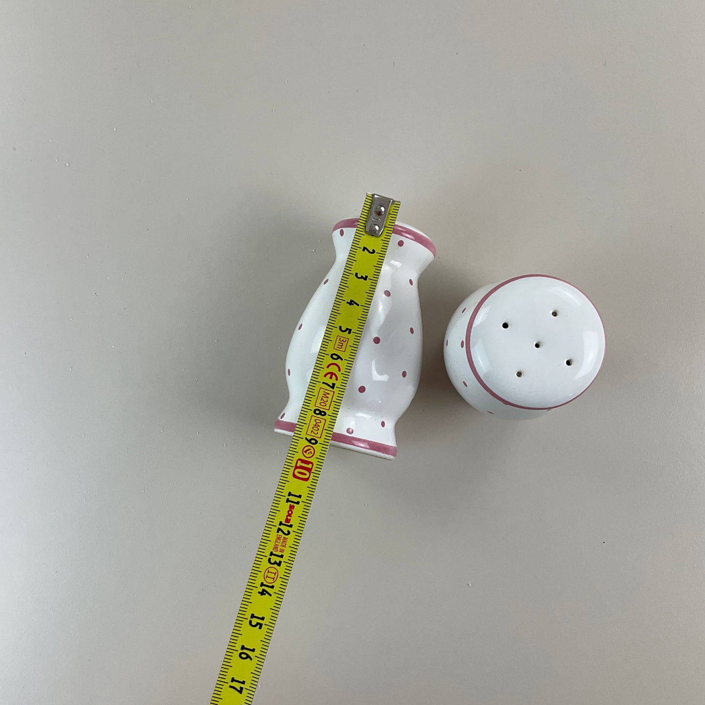 Gmundner Keramik Salz- und Pfefferstreuer Tupferl Rosa-Gmundner Keramik-olesstore-vintage-secondhand-shop-austria-österreich