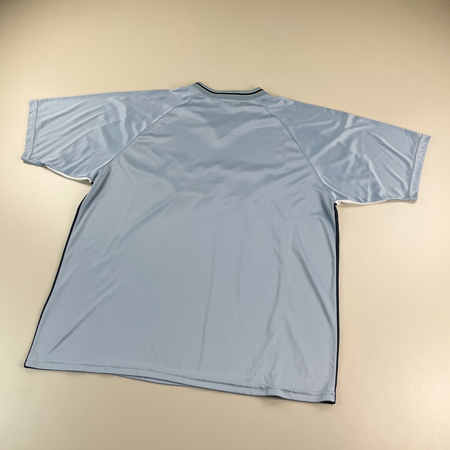 Fubu Platinume 00s T-Shirt - XXL-FUBU-olesstore-vintage-secondhand-shop-austria-österreich