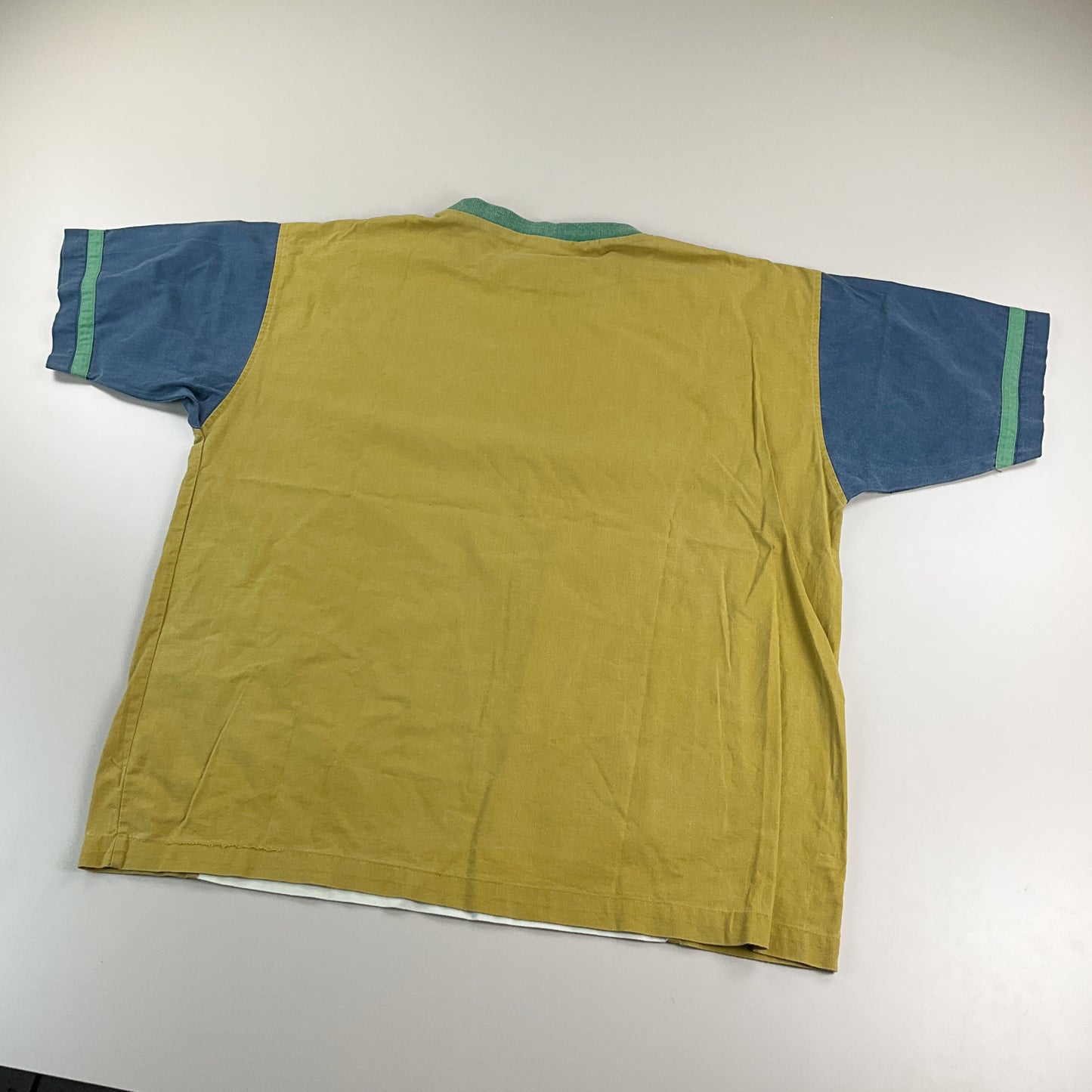 Lava Club 80s Colorblock T-Shirt - XL-Lava Club-olesstore-vintage-secondhand-shop-austria-österreich