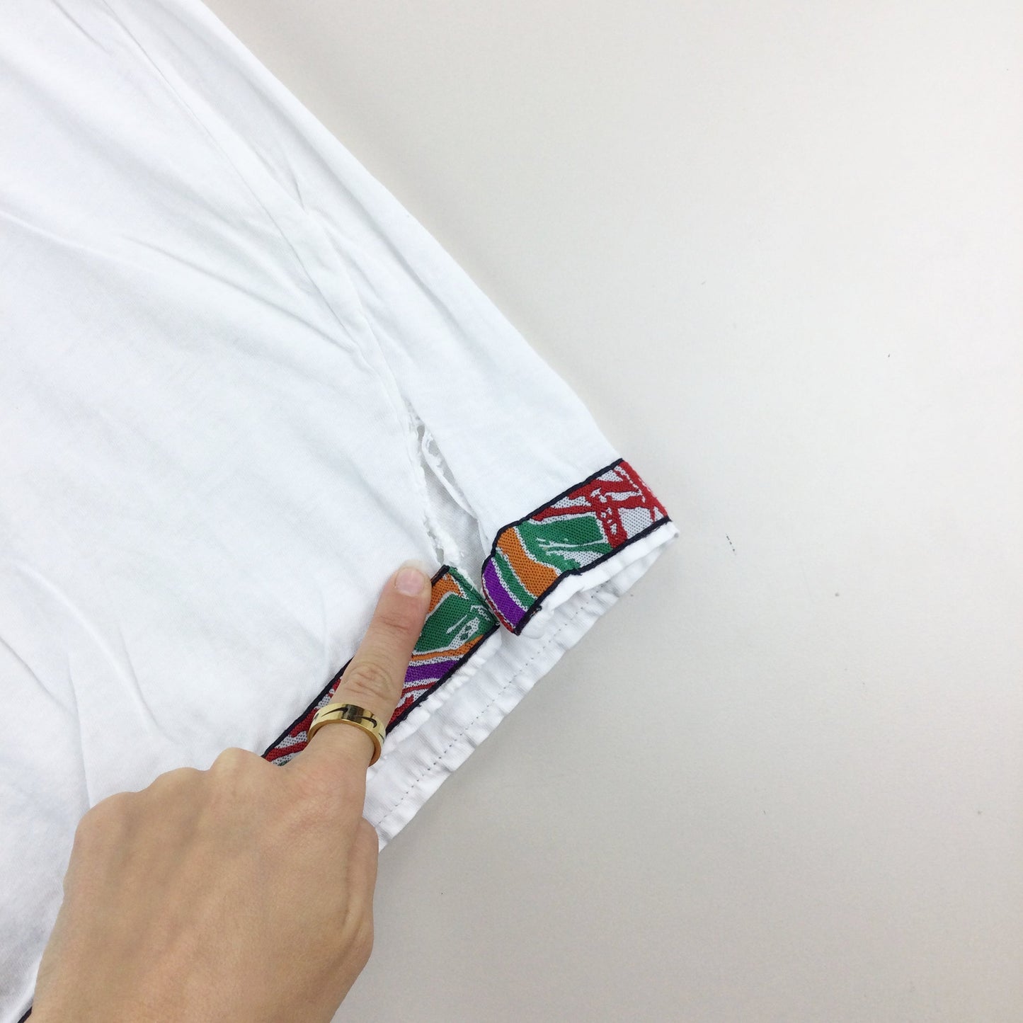Missoni 90s T-Shirt - Medium-MISSONI-olesstore-vintage-secondhand-shop-austria-österreich