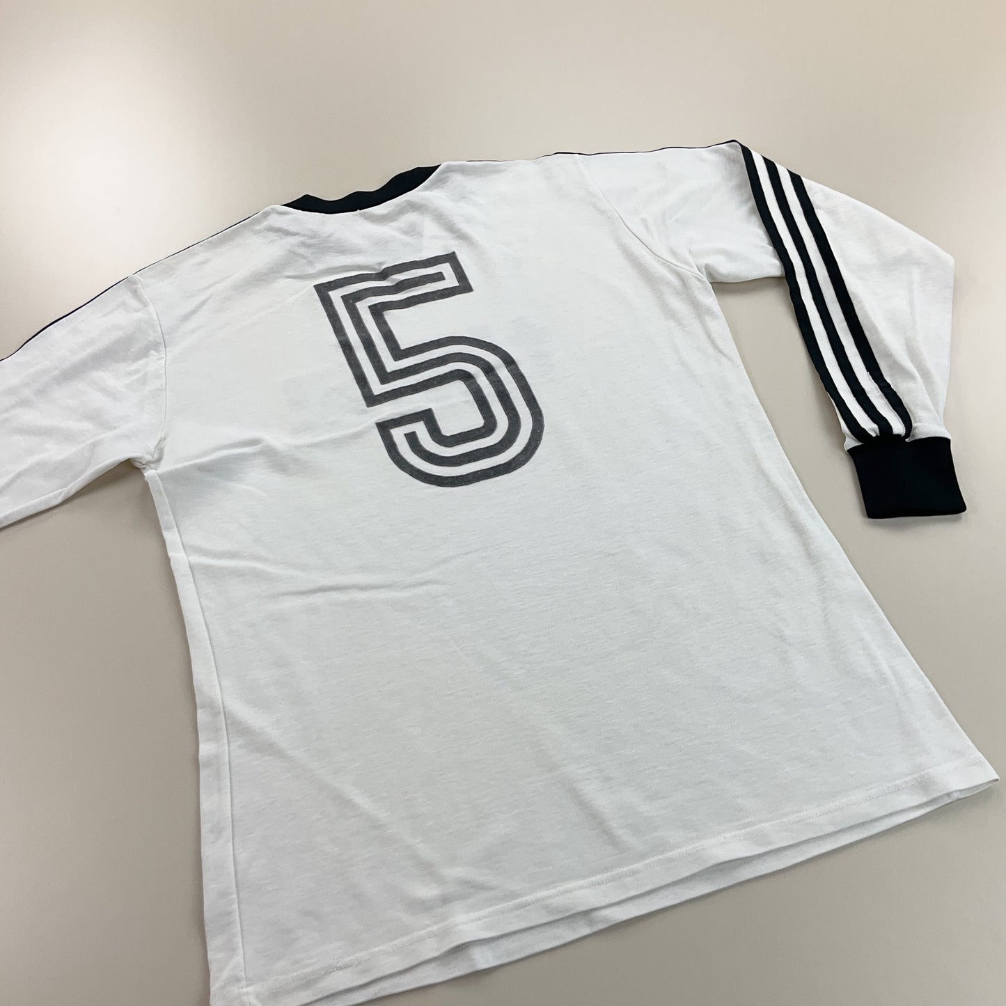 Adidas Longsleeve T-Shirt - Medium-Adidas-olesstore-vintage-secondhand-shop-austria-österreich