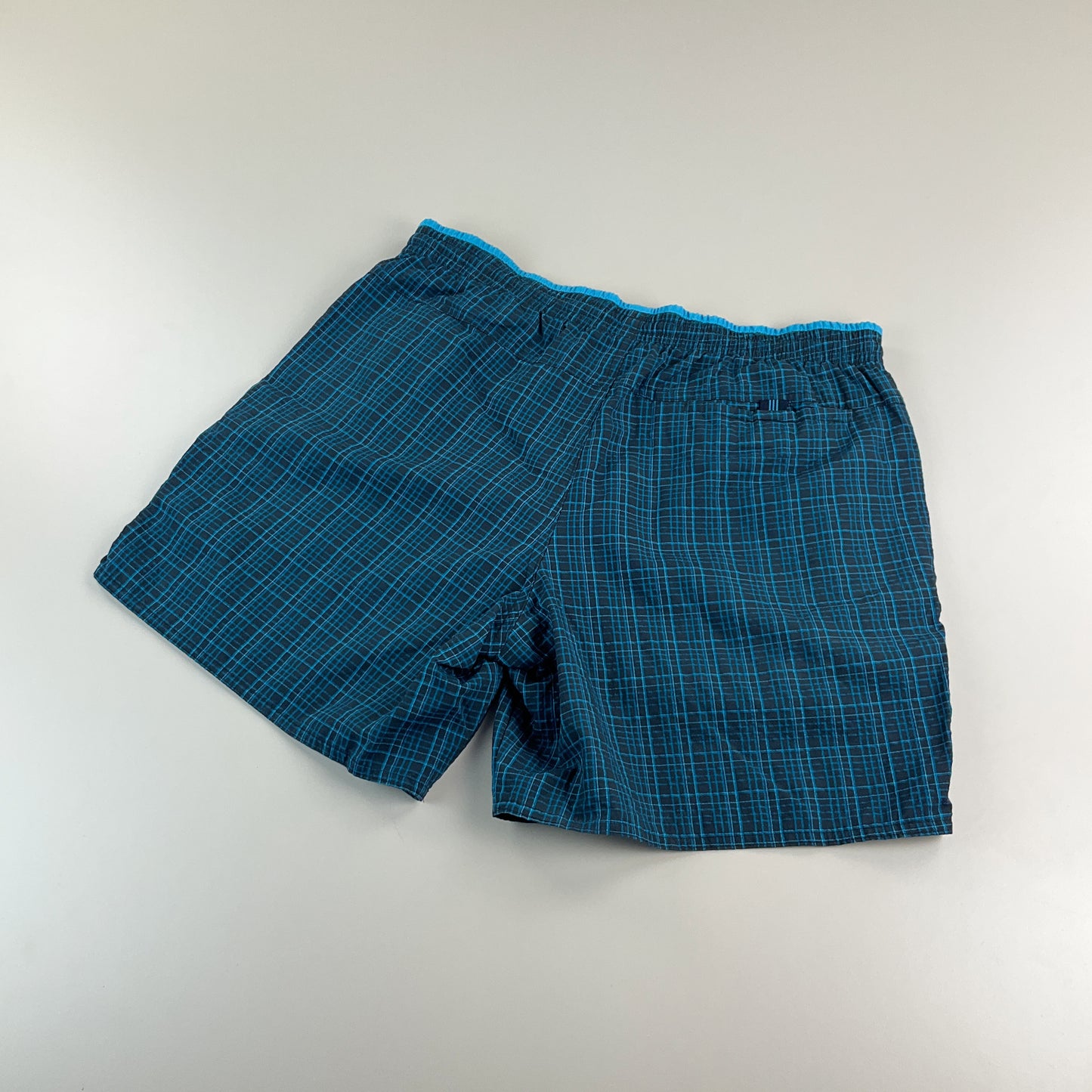 Adidas kurze Badehose - Medium-ADIDAS-olesstore-vintage-secondhand-shop-austria-österreich