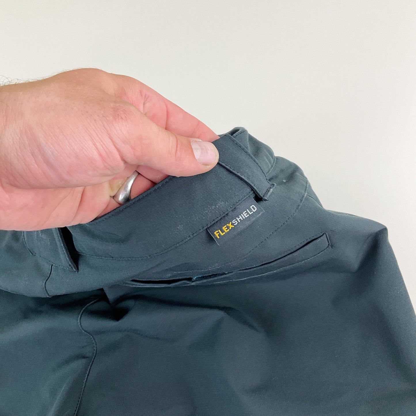 Jack Wolfskin Outdoor Wanderhose Schwarz - Herren/XL Stoff Detail
