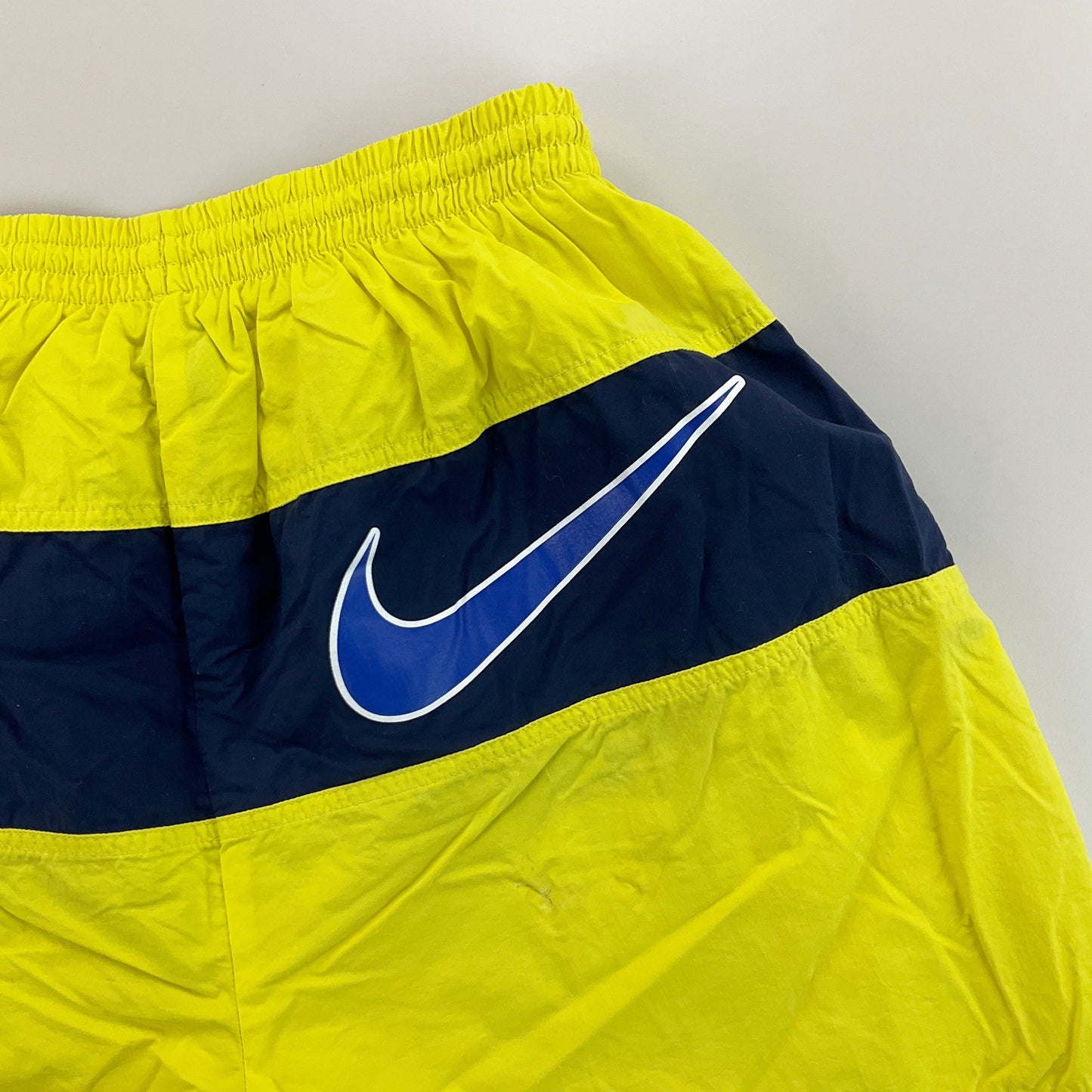 Nike Swoosh Sport Shorts - XL-NIKE-olesstore-vintage-secondhand-shop-austria-österreich