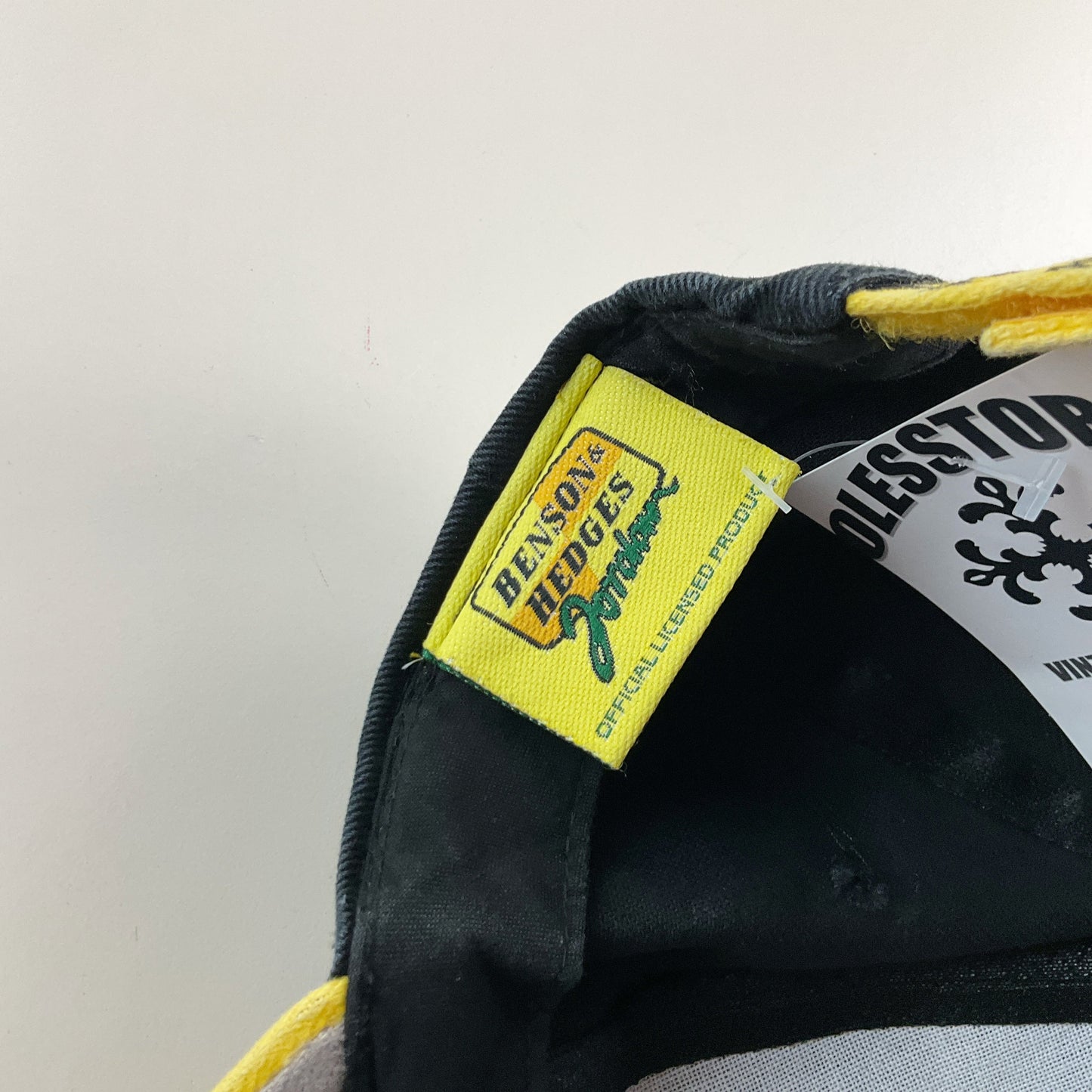 Benson Hedges Jordan Cap Schwarz-Gelb - Markenlabel