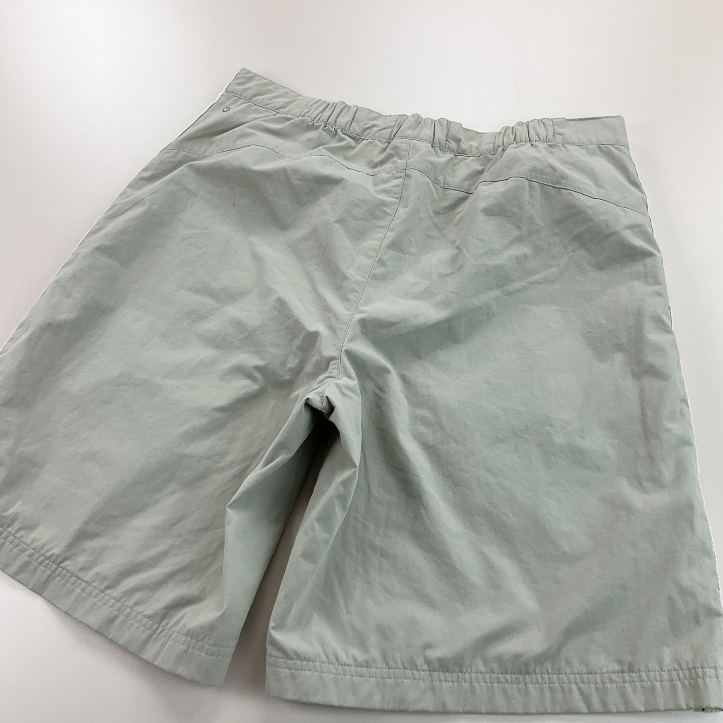 Adidas Shorts - Medium-Adidas-olesstore-vintage-secondhand-shop-austria-österreich