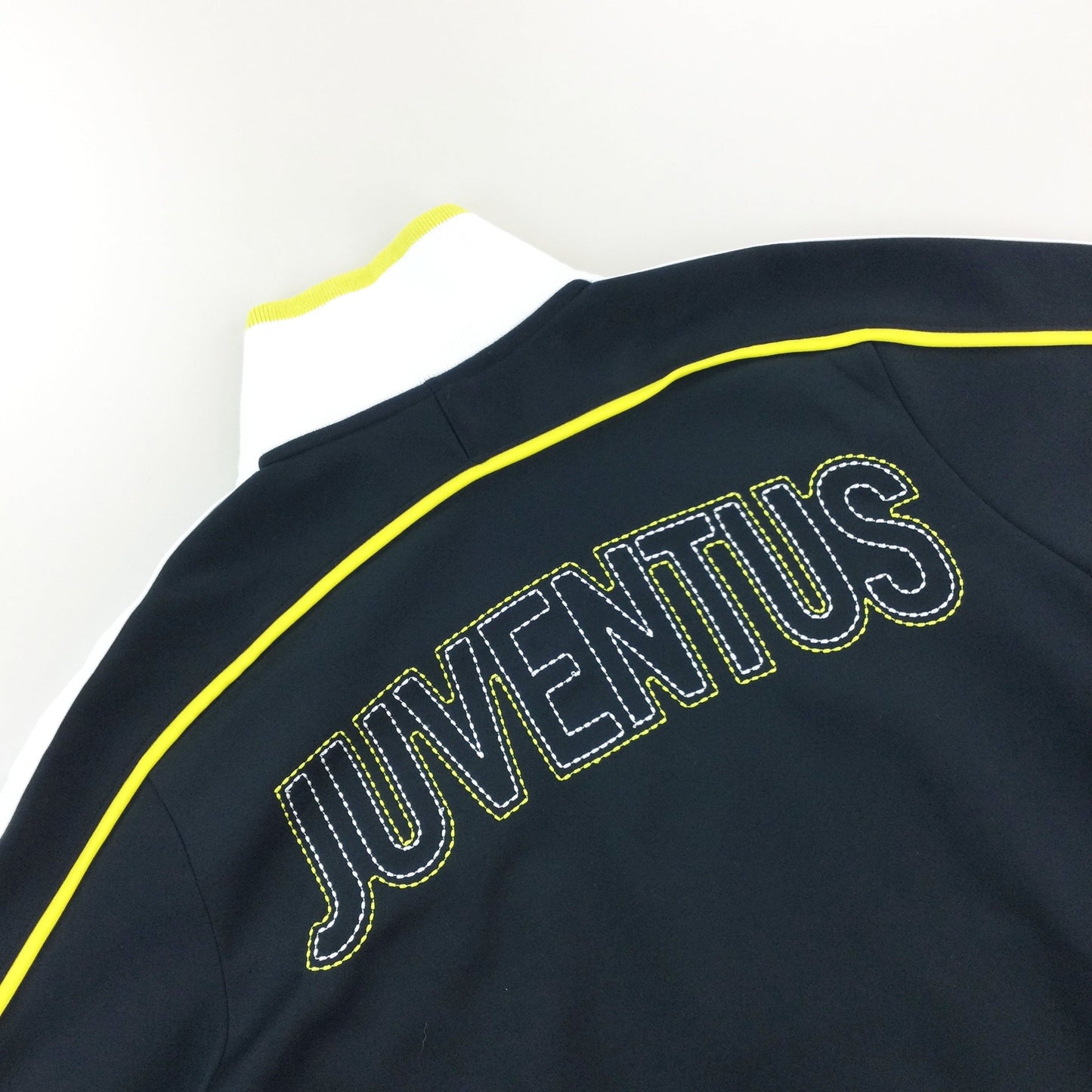 Nike x Juventus Jacket - Small-NIKE-olesstore-vintage-secondhand-shop-austria-österreich