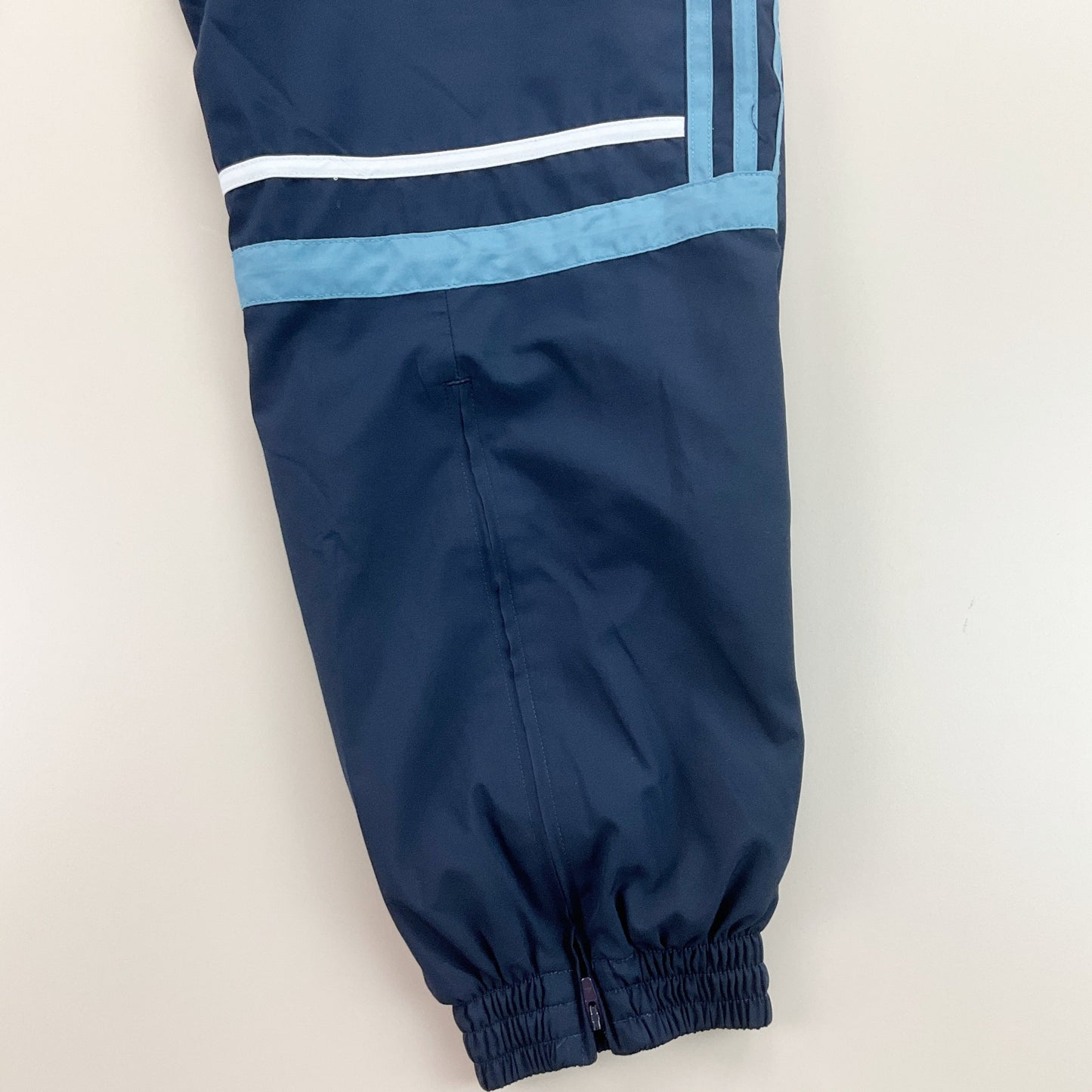 Adidas Jogginghose - Medium-ADIDAS-olesstore-vintage-secondhand-shop-austria-österreich