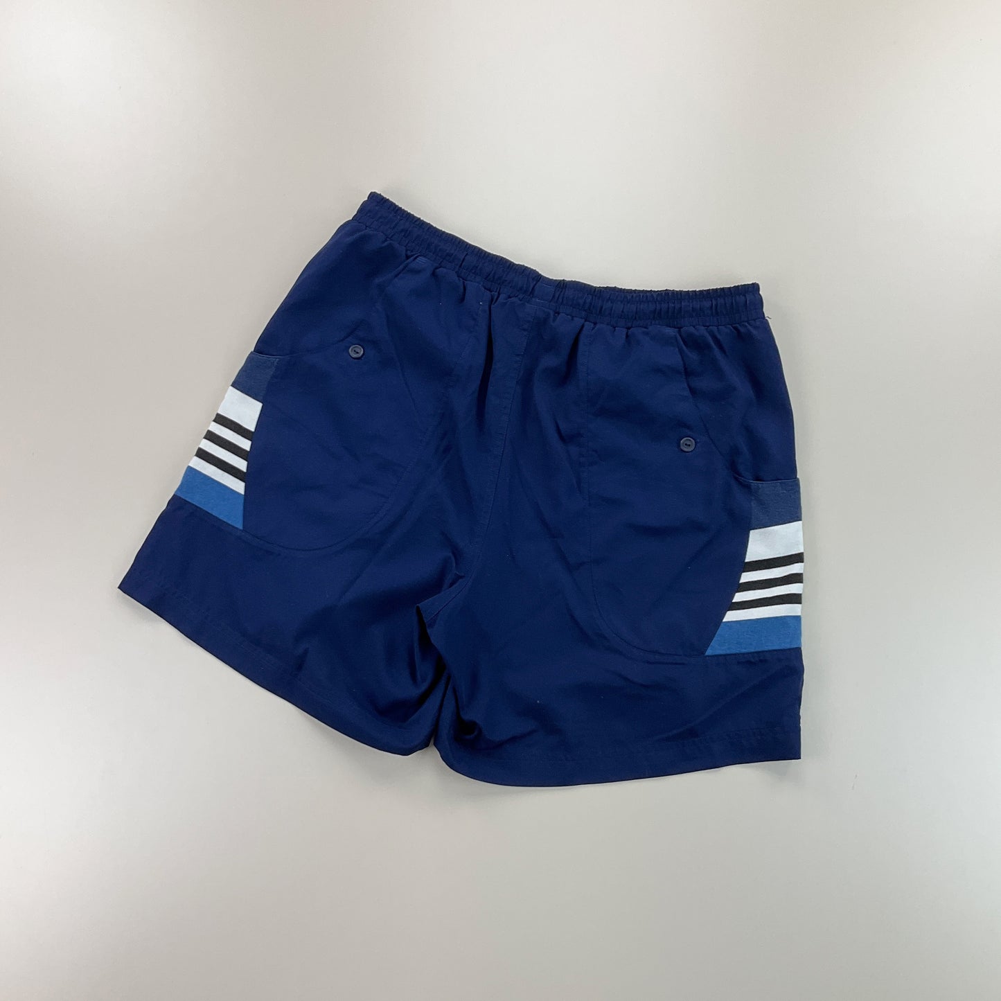 Adidas 90s kurze Hose - Medium-ADIDAS-olesstore-vintage-secondhand-shop-austria-österreich
