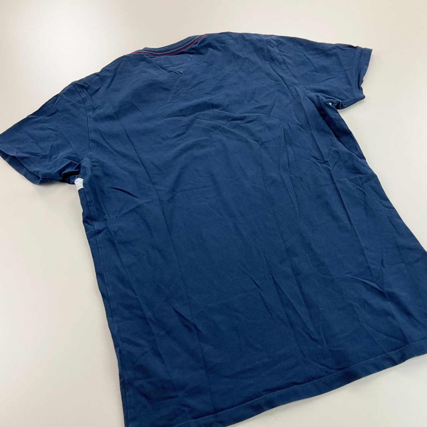 Tommy Jeans T-Shirt - Medium-Tommy Jeans-olesstore-vintage-secondhand-shop-austria-österreich