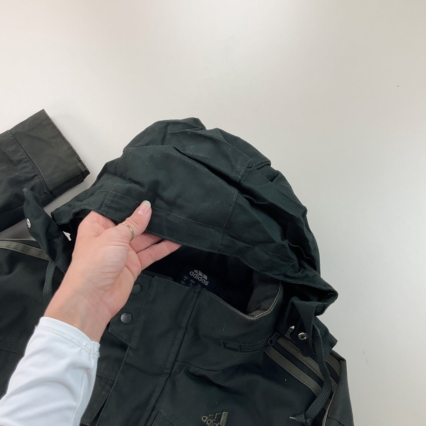 Adidas 00s schwere Outdoor Jacke - Medium-ADIDAS-olesstore-vintage-secondhand-shop-austria-österreich