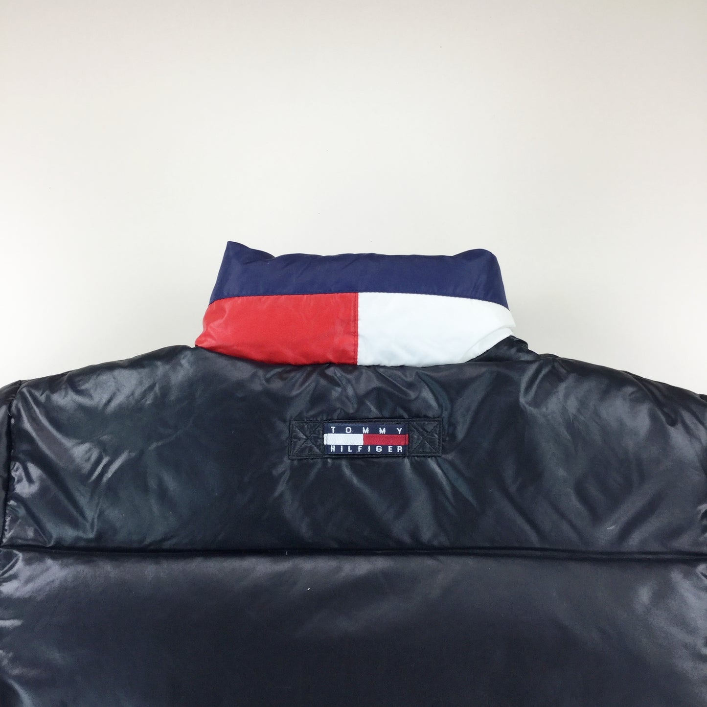 Tommy Hilfiger Shiny Puffer Jacket - Medium-olesstore-vintage-secondhand-shop-austria-österreich