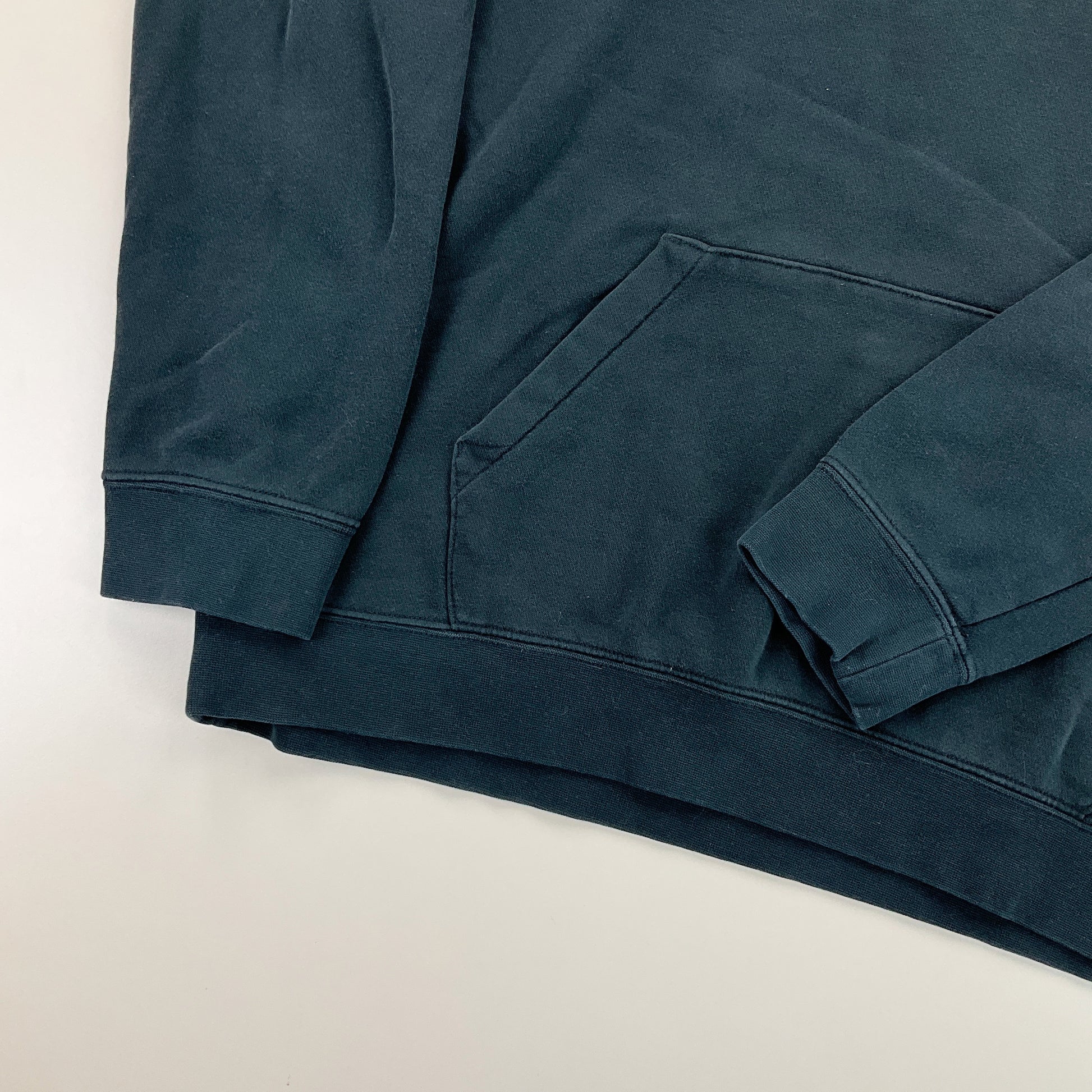 Nike Basic Hoodie - Large-NIKE-olesstore-vintage-secondhand-shop-austria-österreich