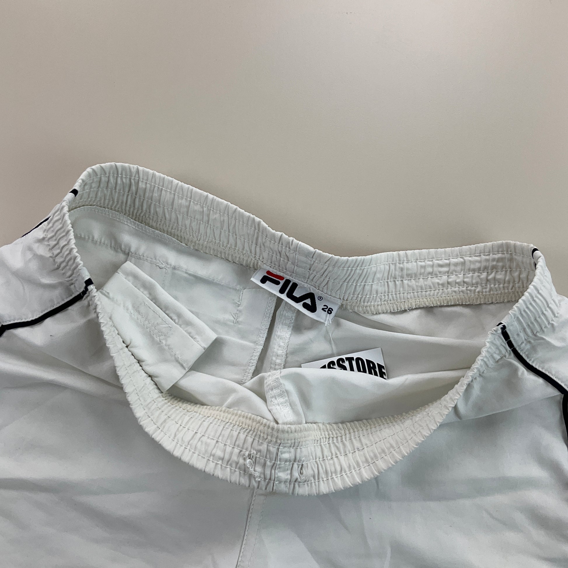 Fila Sport kurze Hose - Damen/W26-FILA-olesstore-vintage-secondhand-shop-austria-österreich