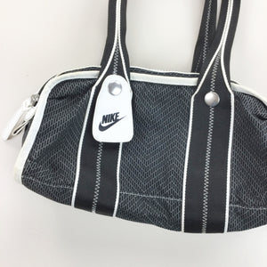 Nike Bag-NIKE-olesstore-vintage-secondhand-shop-austria-österreich