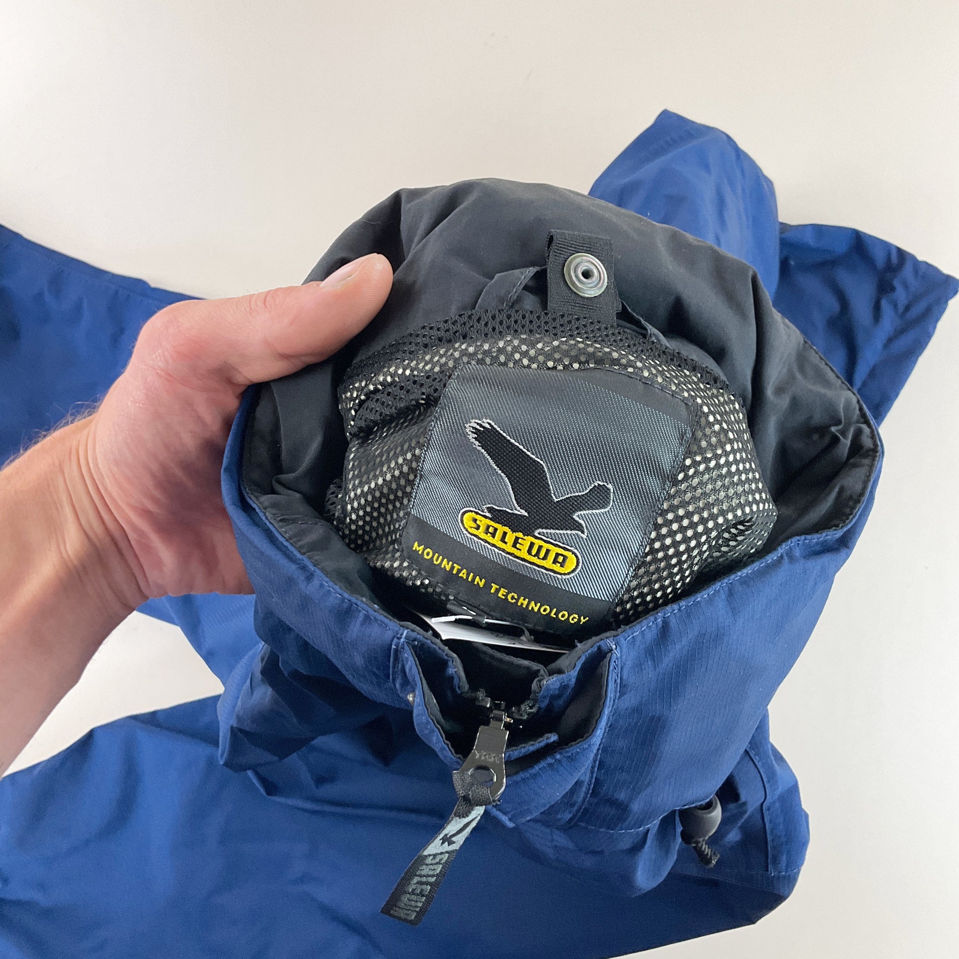 Salewa Gore-Tex Outdoor Jacke - Medium-SALEWA-olesstore-vintage-secondhand-shop-austria-österreich