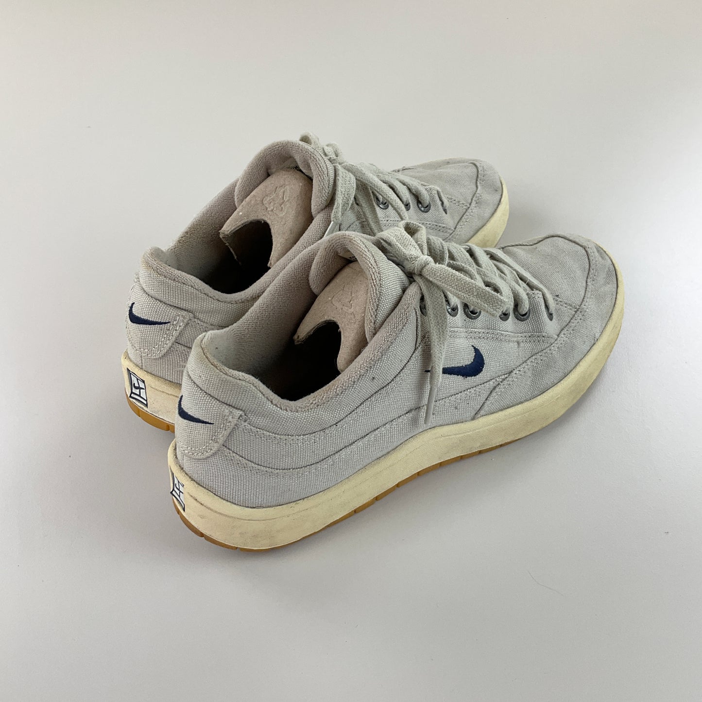 Nike Tennis Schuhe - EUR44-NIKE-olesstore-vintage-secondhand-shop-austria-österreich