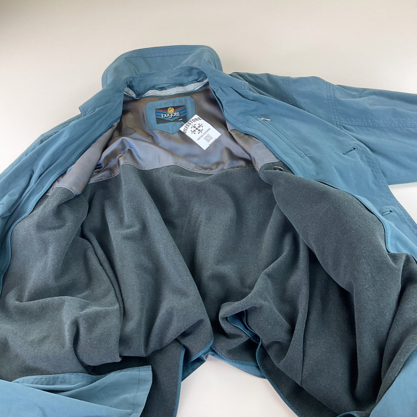 Bugatti 90s Mantel-ARMANI-olesstore-vintage-secondhand-shop-austria-österreich