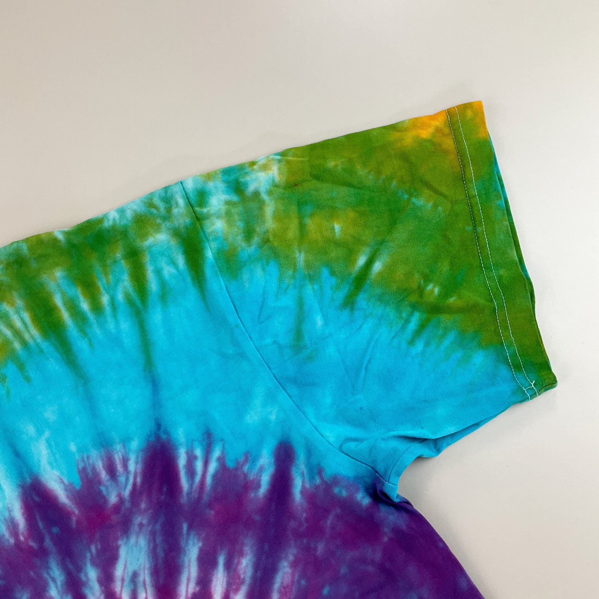 Tie Dye 90s T-Shirt - XL-Uneek-olesstore-vintage-secondhand-shop-austria-österreich