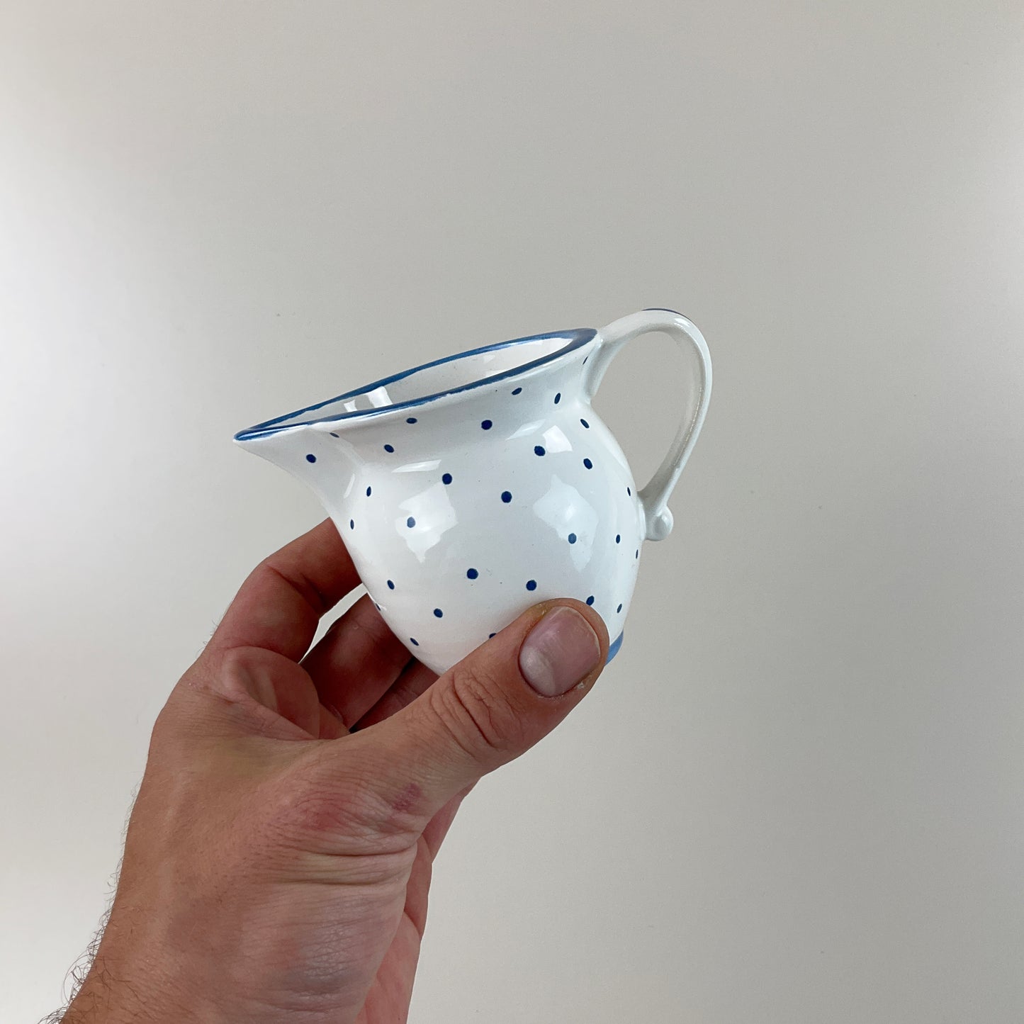 Gmundner Keramik Milchgießer Tupferl Blau Ø7cm-Gmundner Keramik-olesstore-vintage-secondhand-shop-austria-österreich