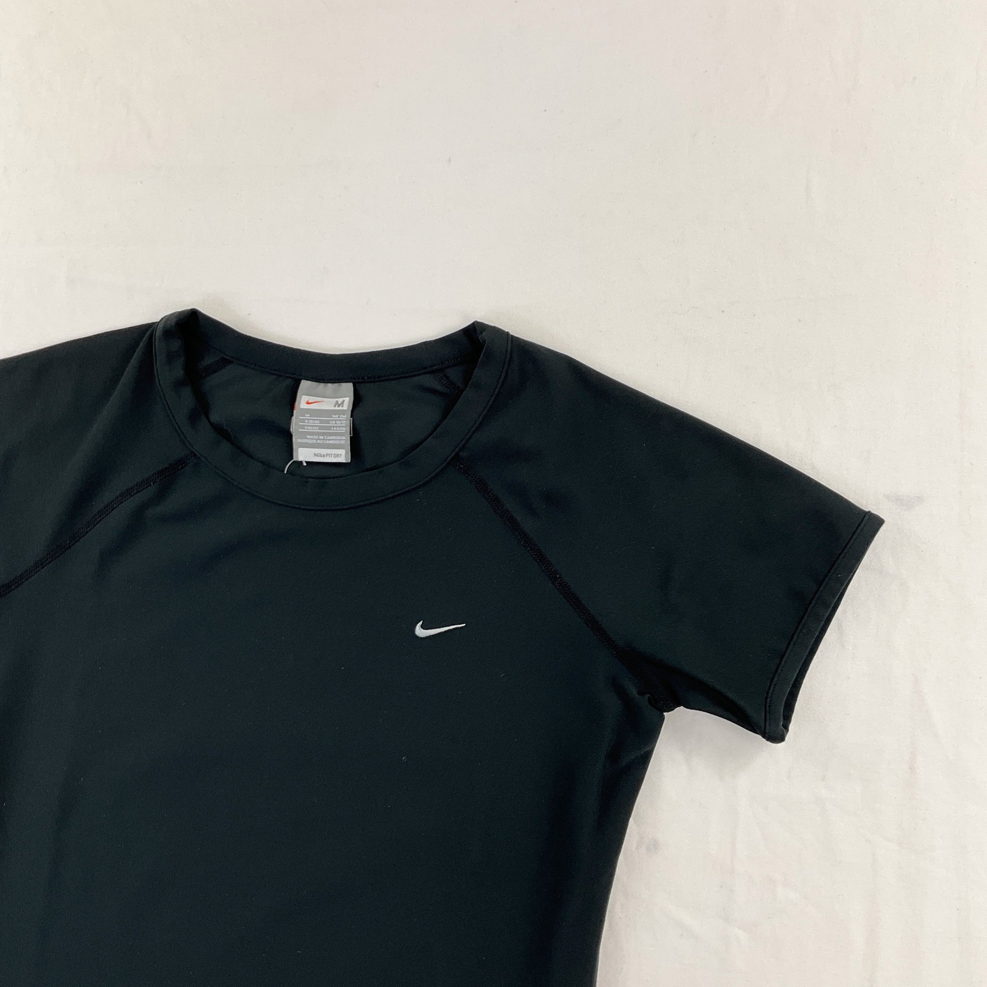 Nike Swoosh Sport T-Shirt - Damen/M-NIKE-olesstore-vintage-secondhand-shop-austria-österreich