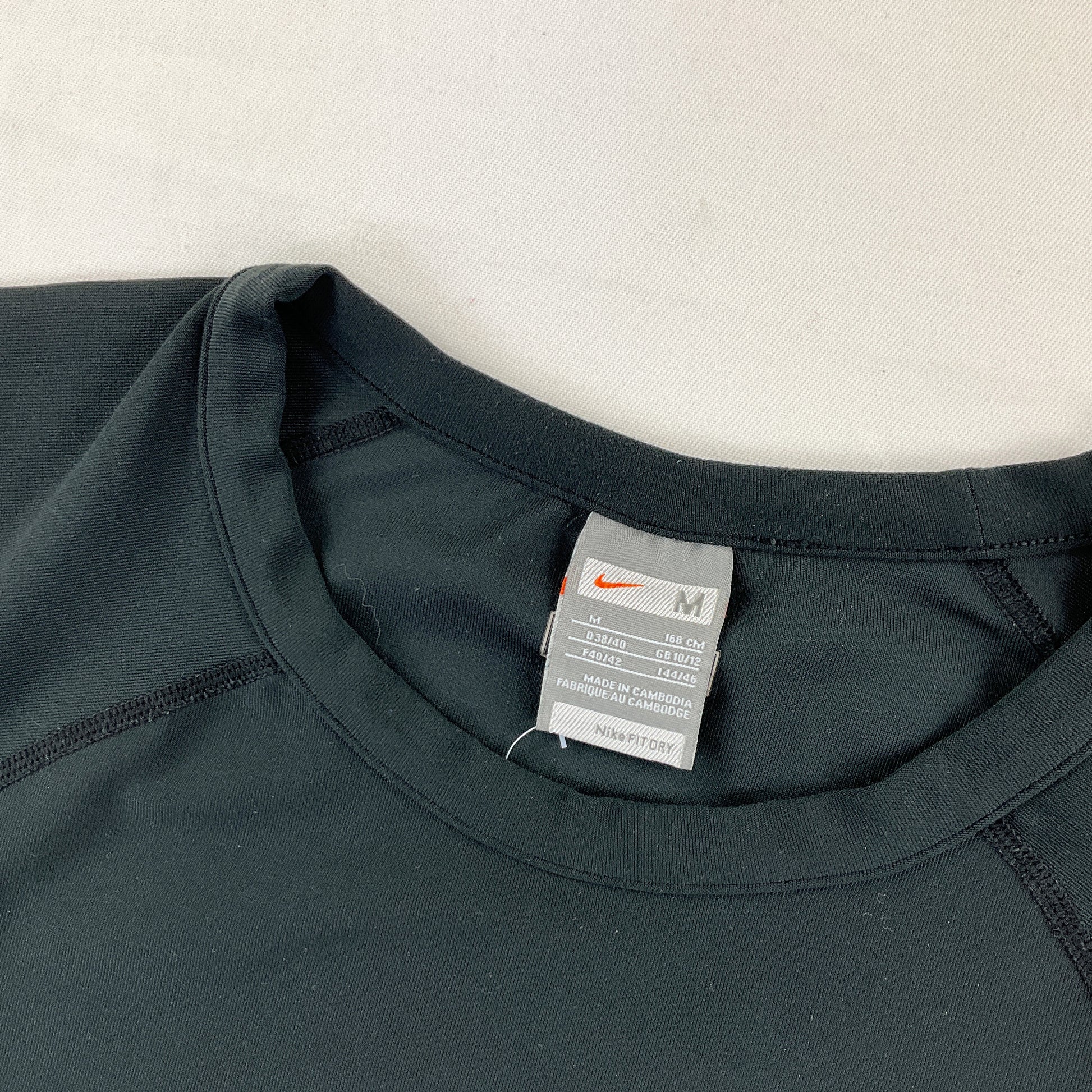 Nike Swoosh Sport T-Shirt - Damen/M-NIKE-olesstore-vintage-secondhand-shop-austria-österreich