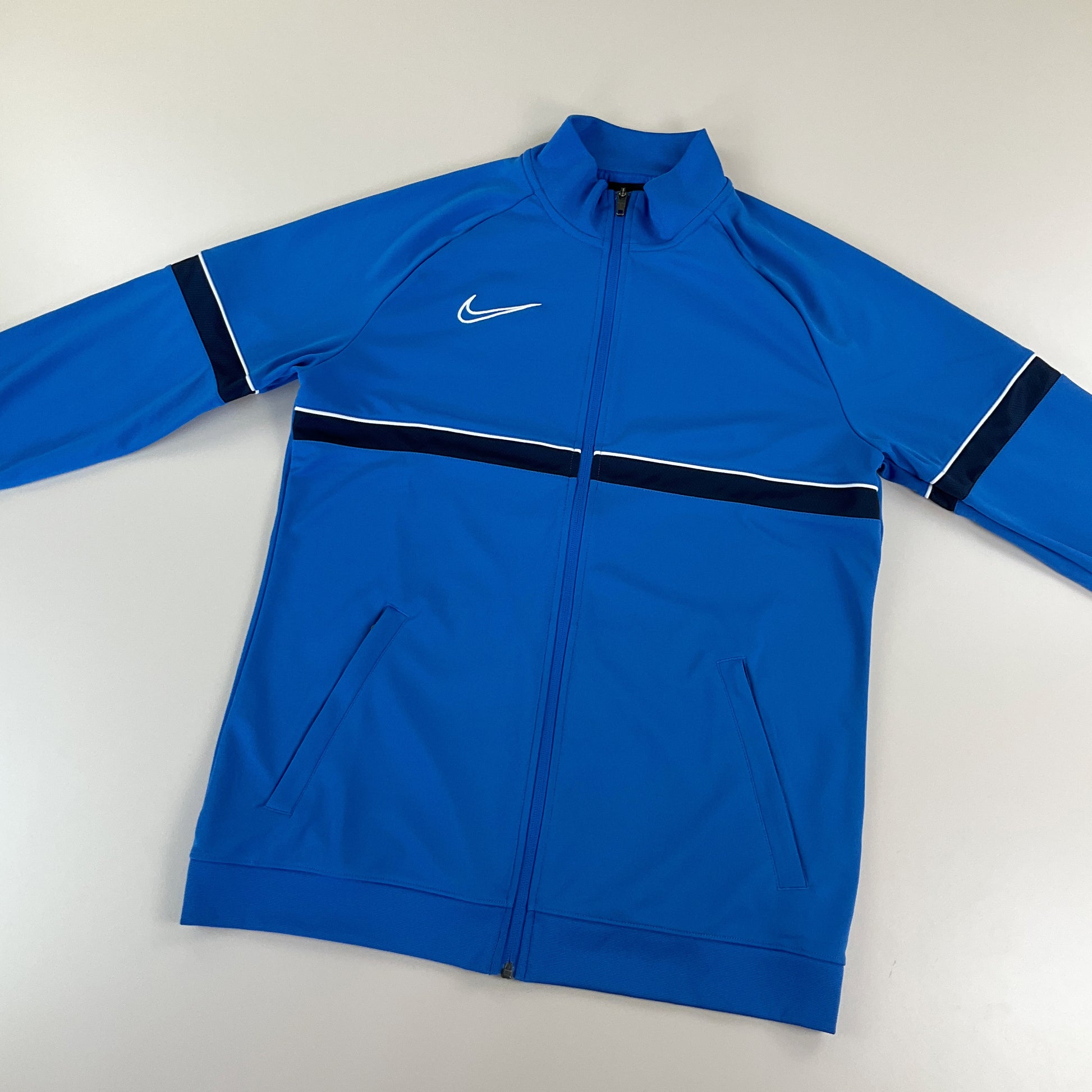 Nike Swoosh Sport Jacke Blau - Large-NIKE-olesstore-vintage-secondhand-shop-austria-österreich