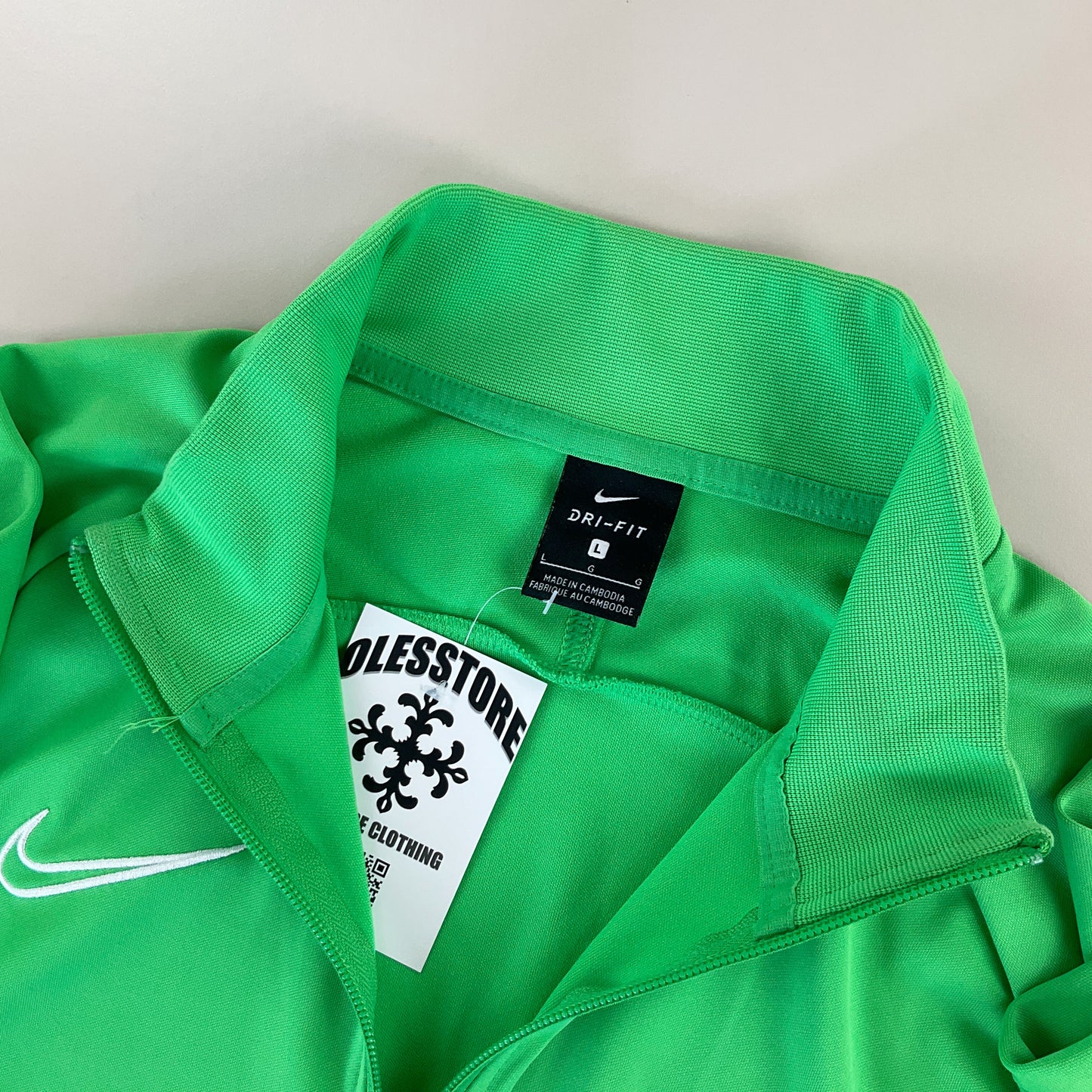 Nike Swoosh Sport Jacke Grün - Large-NIKE-olesstore-vintage-secondhand-shop-austria-österreich