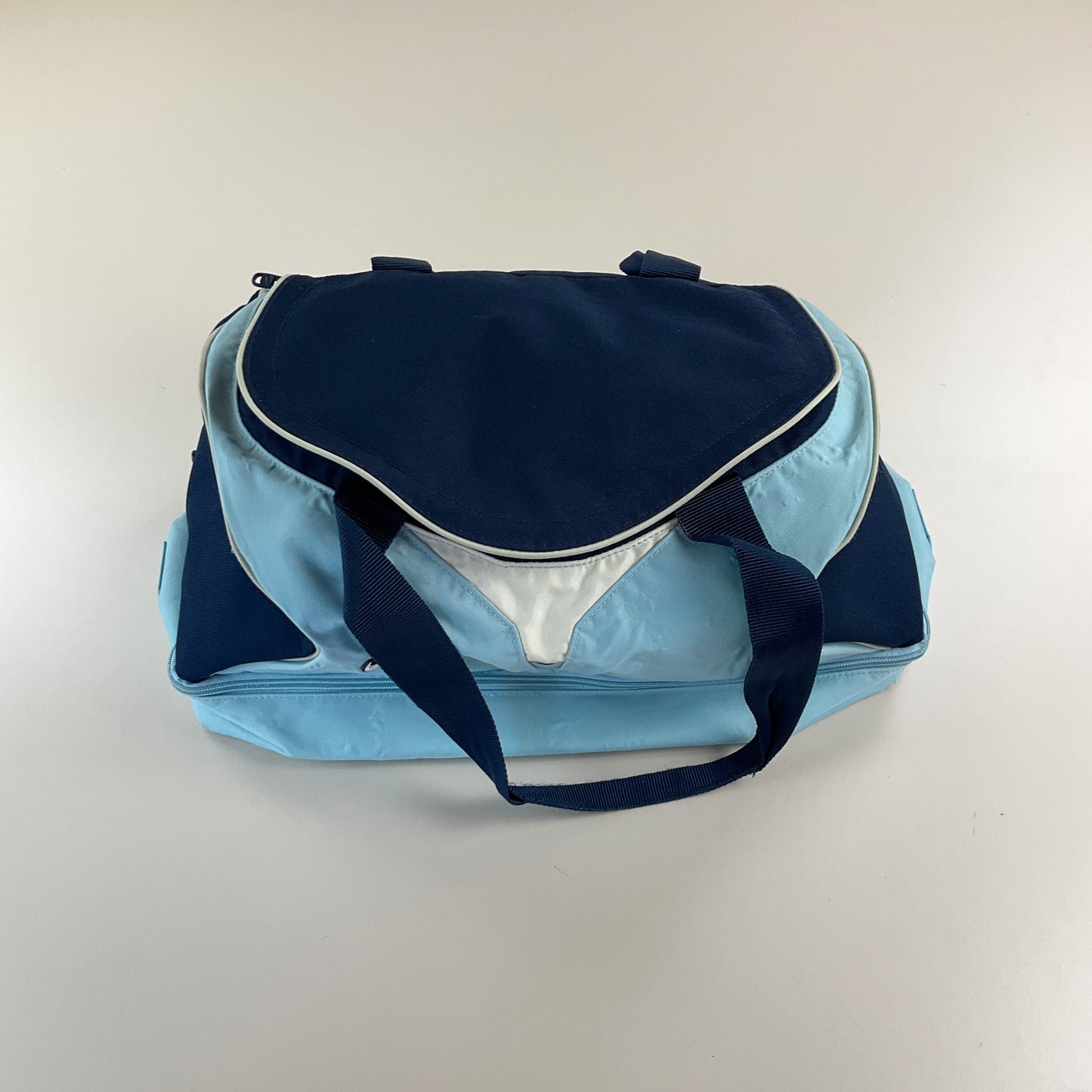 Nike 90s Swoosh kleine Sport Tasche-NIKE-olesstore-vintage-secondhand-shop-austria-österreich