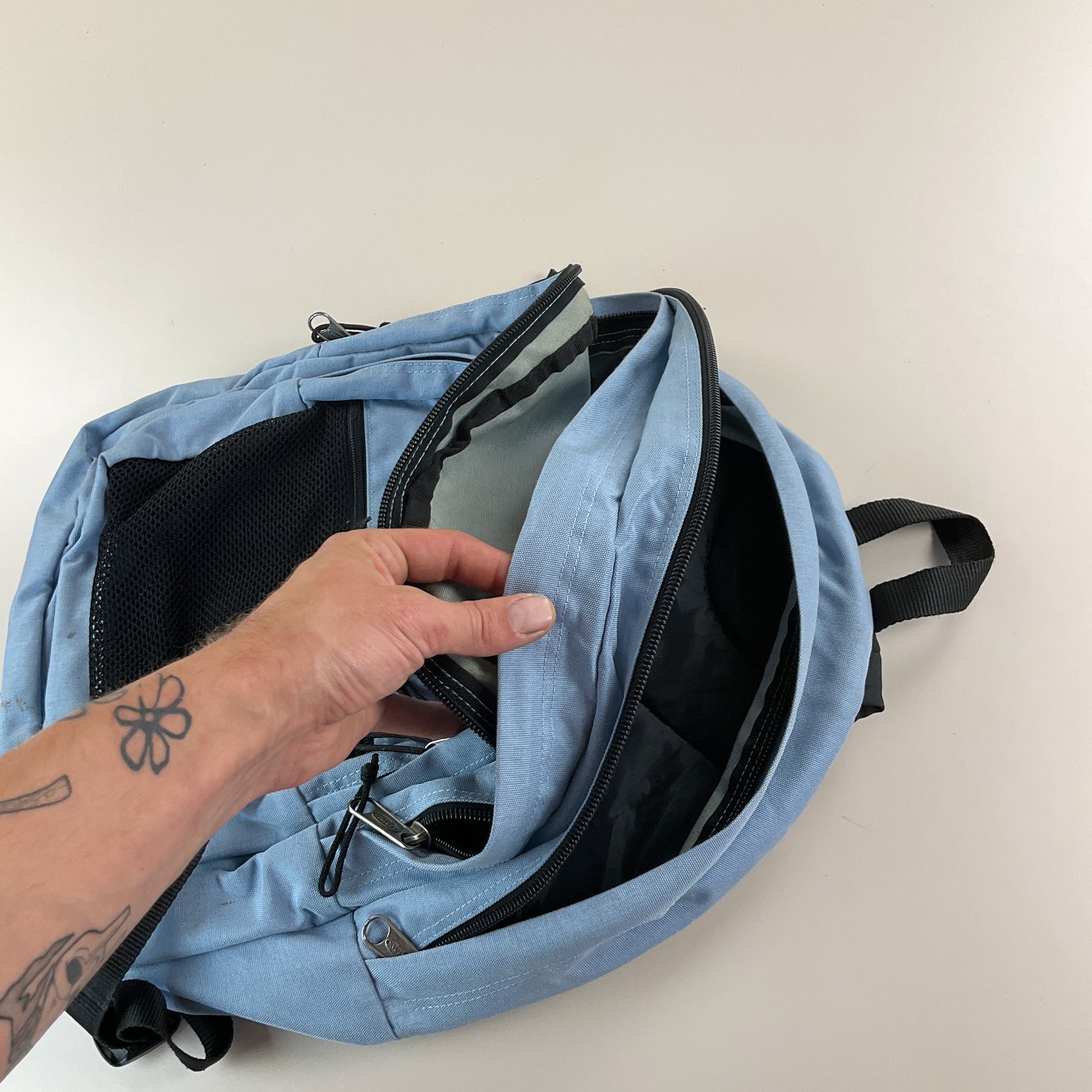 Eastpak Rucksack-EASTPAK-olesstore-vintage-secondhand-shop-austria-österreich