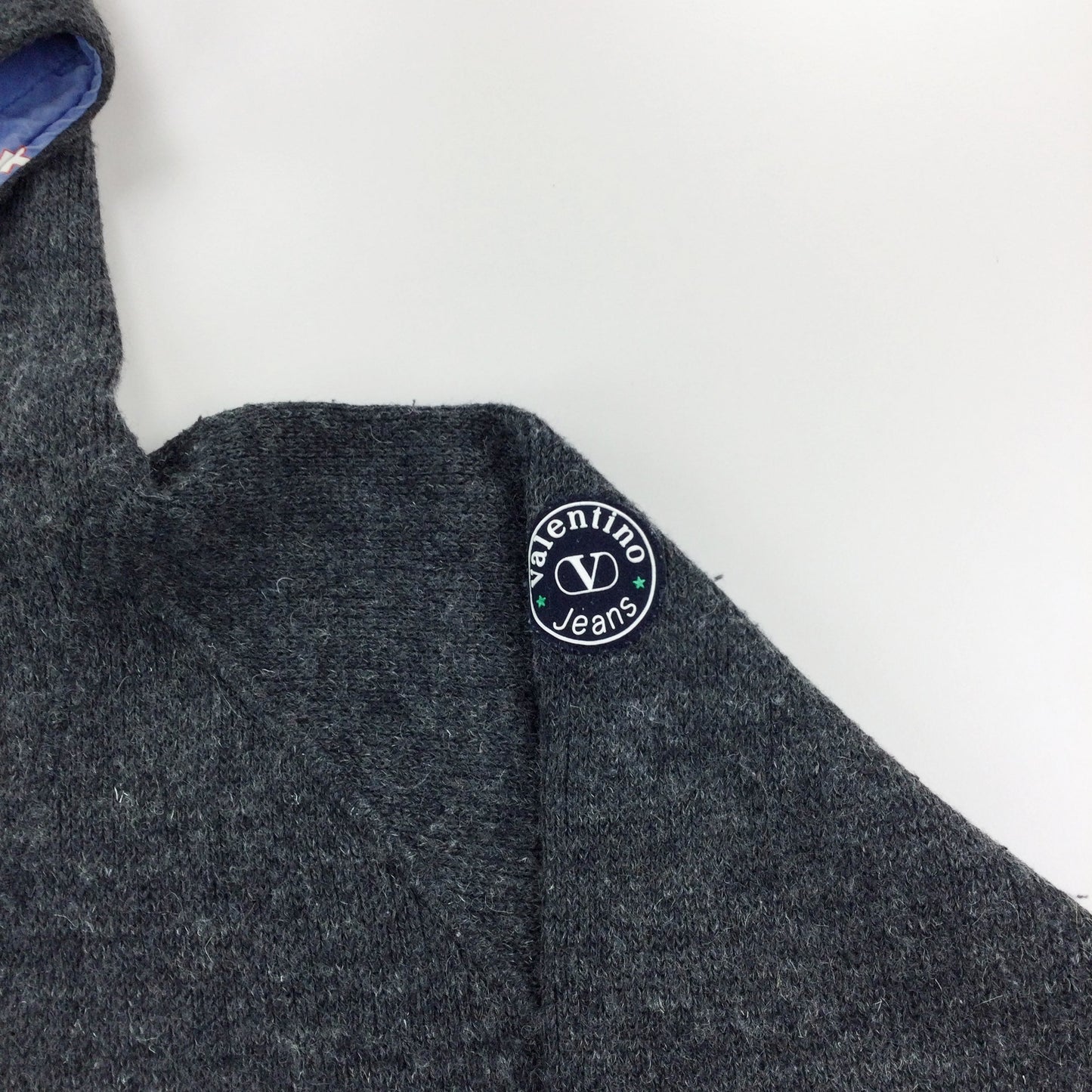 Valentino 90s Button Up Hoodie - XL-VALENTINO-olesstore-vintage-secondhand-shop-austria-österreich