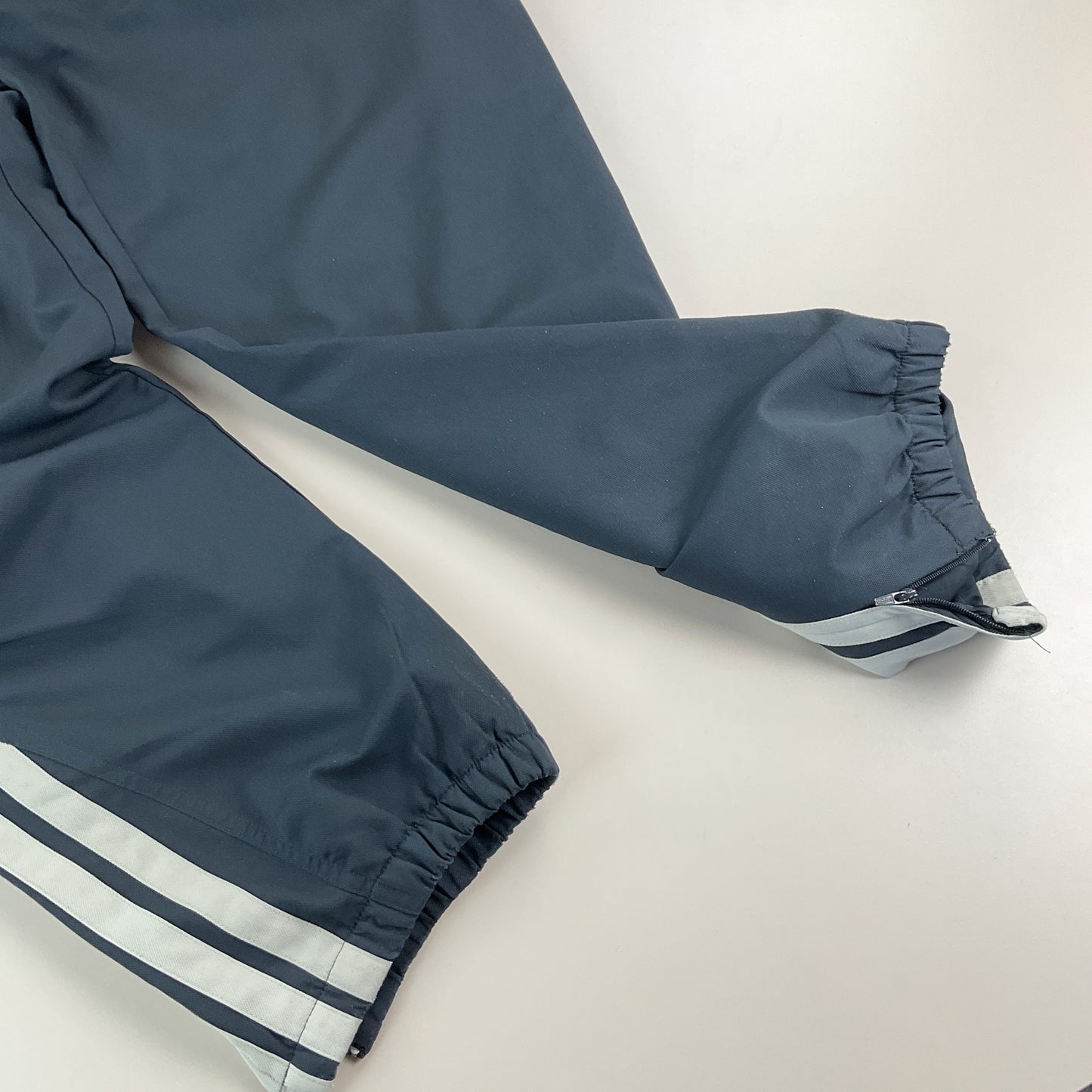 Adidas 90s Basic Jogginghose - Medium-ADIDAS-olesstore-vintage-secondhand-shop-austria-österreich