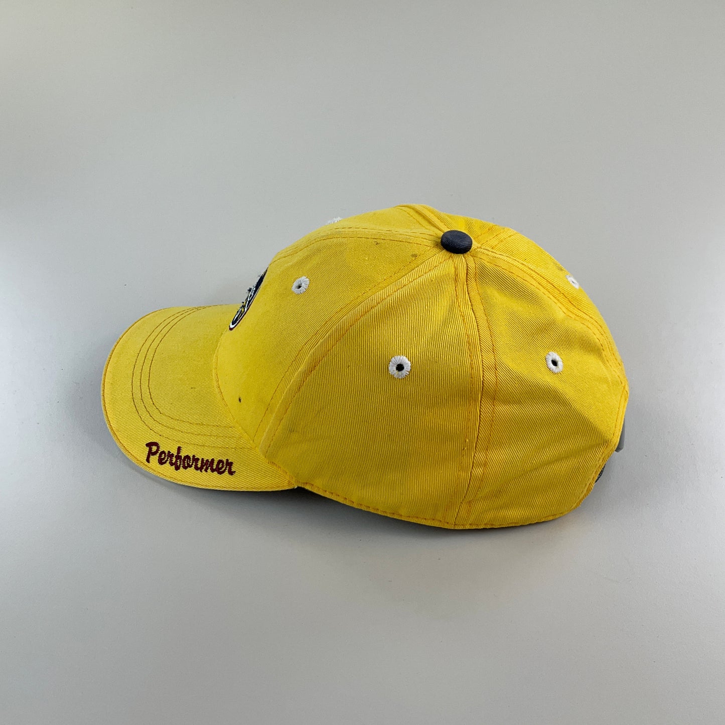 Geox Winner 1989 Cap - Medium-Geox-olesstore-vintage-secondhand-shop-austria-österreich