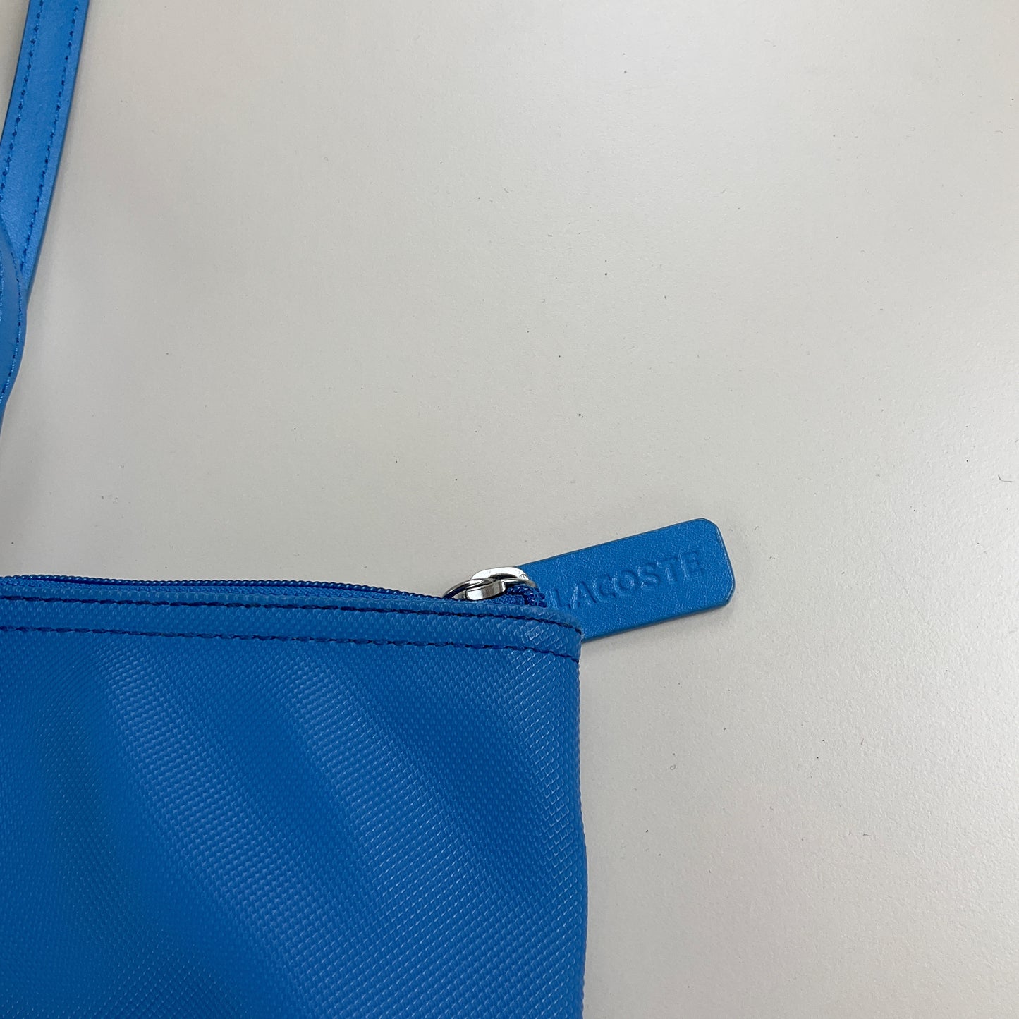 Lacoste Trage- Tasche-LACOSTE-olesstore-vintage-secondhand-shop-austria-österreich