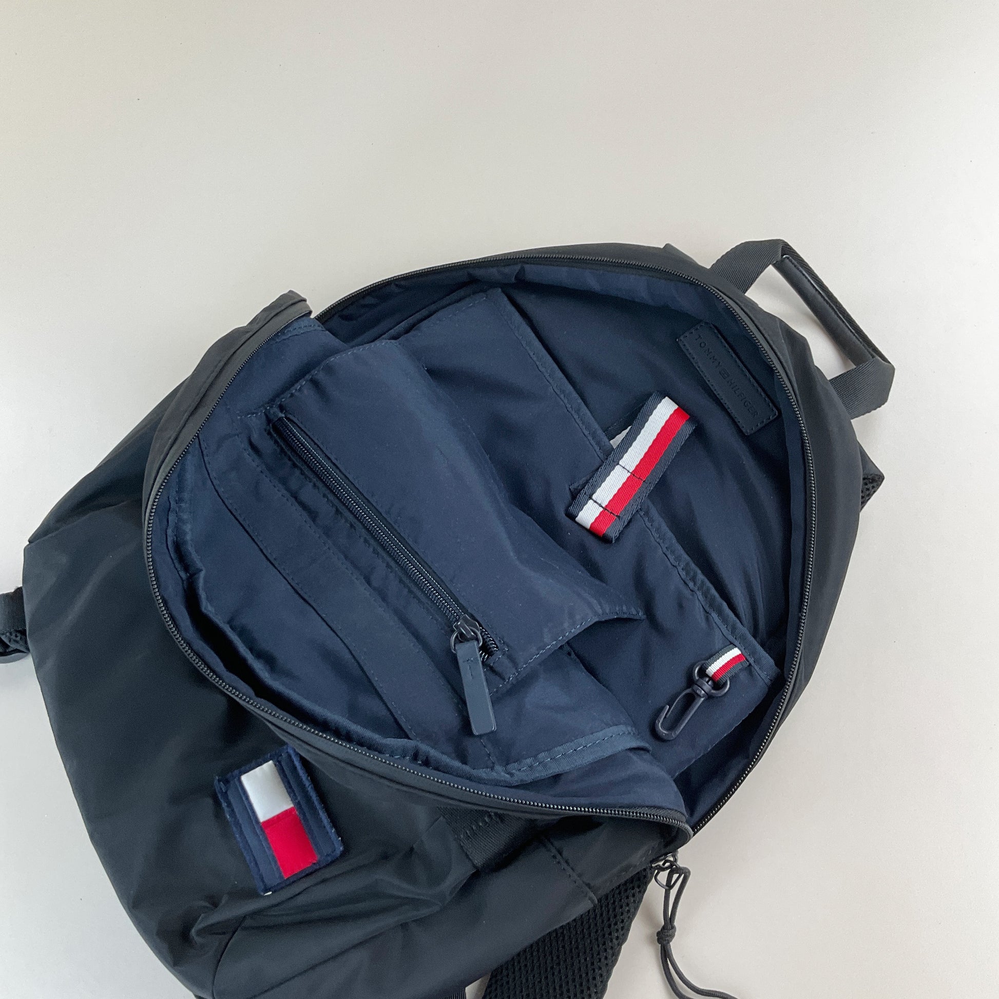 Tommy Hilfiger Rucksack-TOMMY HILFIGER-olesstore-vintage-secondhand-shop-austria-österreich