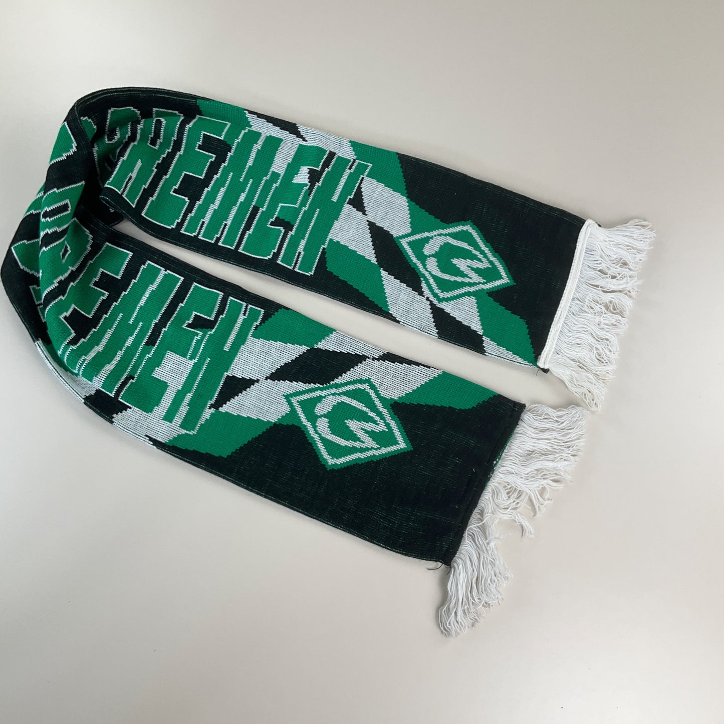 Nutmeg 90s Werder Bremen Schal-NUTMEG-olesstore-vintage-secondhand-shop-austria-österreich