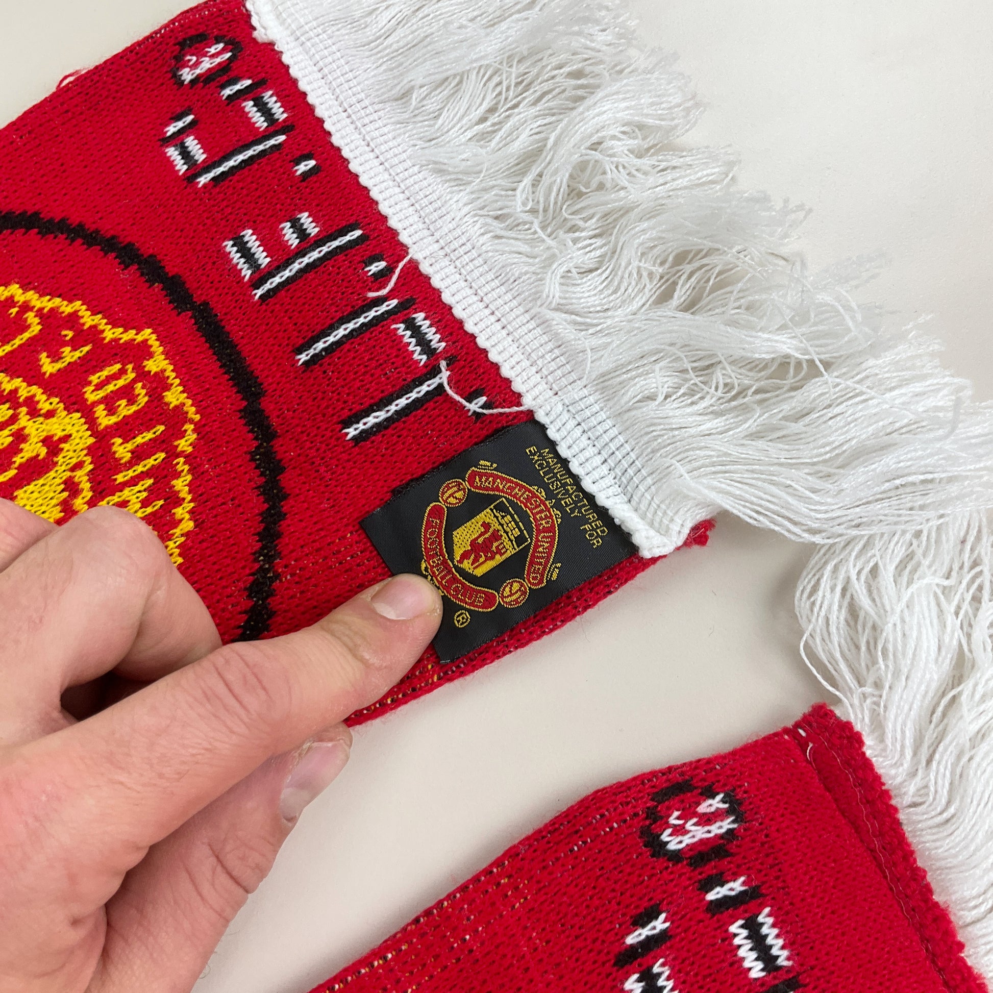 Manchester United 90s Schal-Manchester United-olesstore-vintage-secondhand-shop-austria-österreich