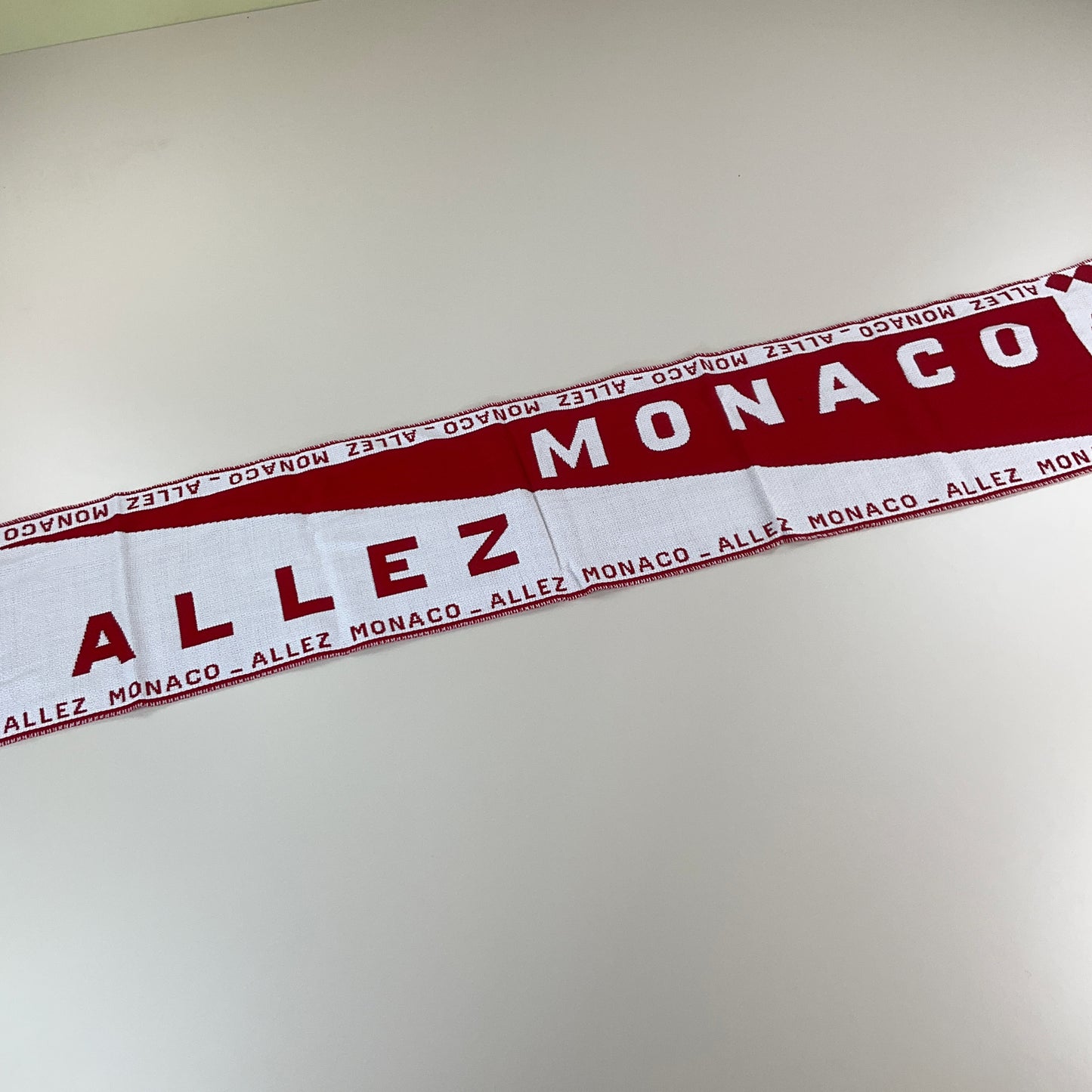 Allez Monaco Schal-Monaco-olesstore-vintage-secondhand-shop-austria-österreich