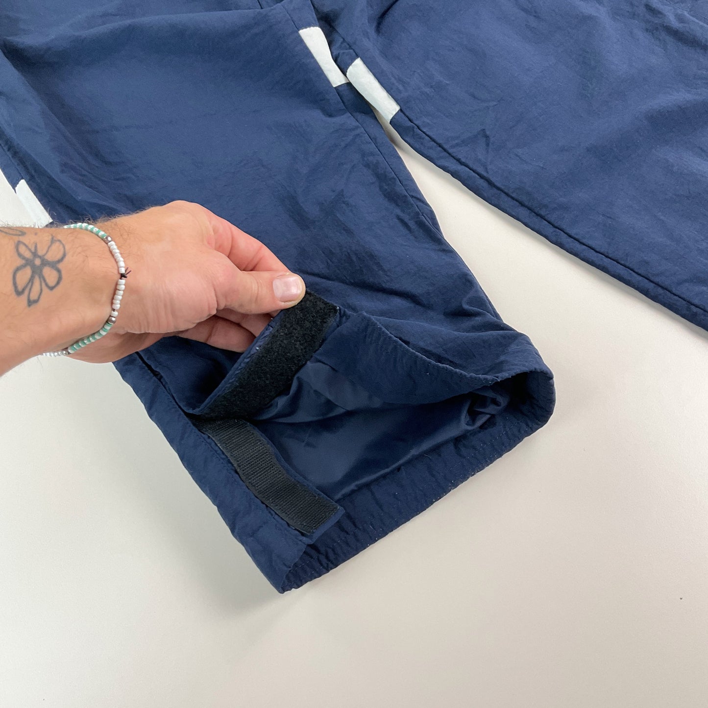 Nike 00s Swoosh Trainingsanzug - Large-NIKE-olesstore-vintage-secondhand-shop-austria-österreich