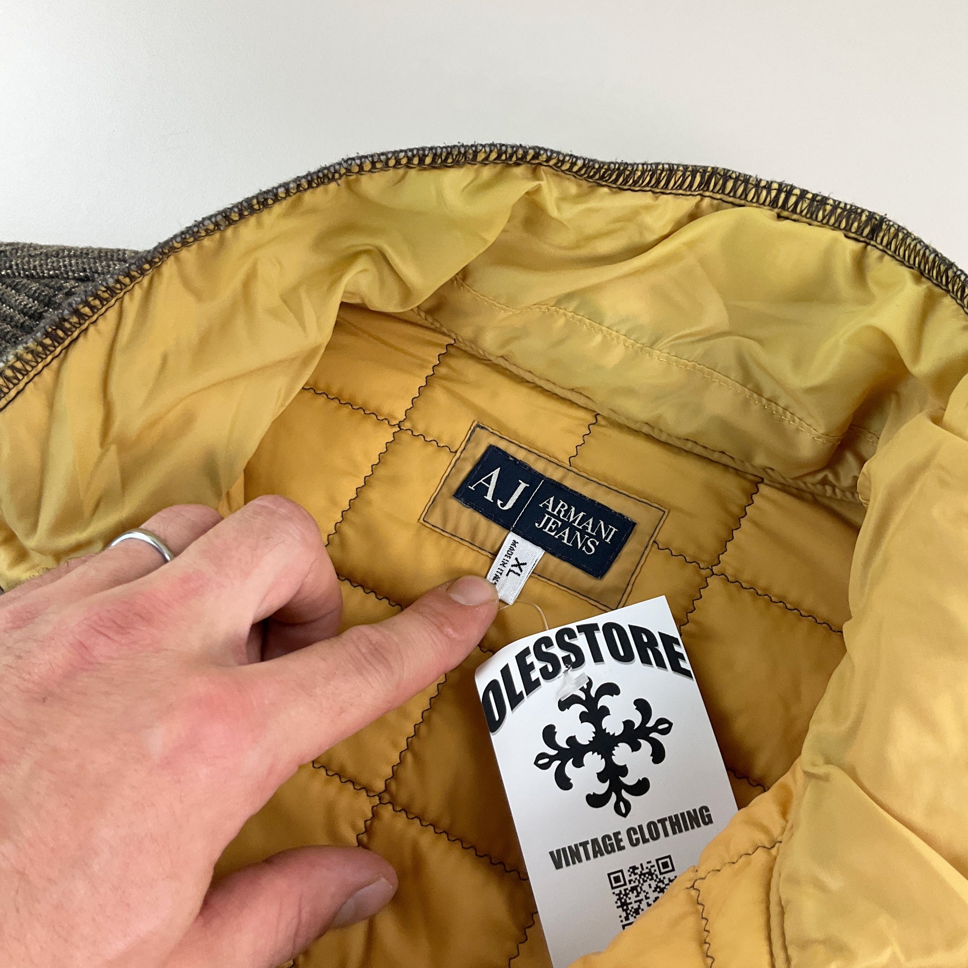 Armani Jeans gefütterte Jacke - XL-ARMANI JEANS-olesstore-vintage-secondhand-shop-austria-österreich