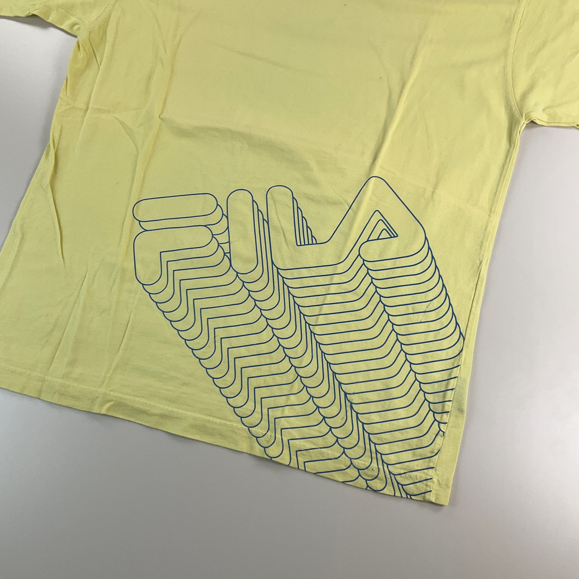 Fila 00s Grafik T-Shirt - Large-FILA-olesstore-vintage-secondhand-shop-austria-österreich